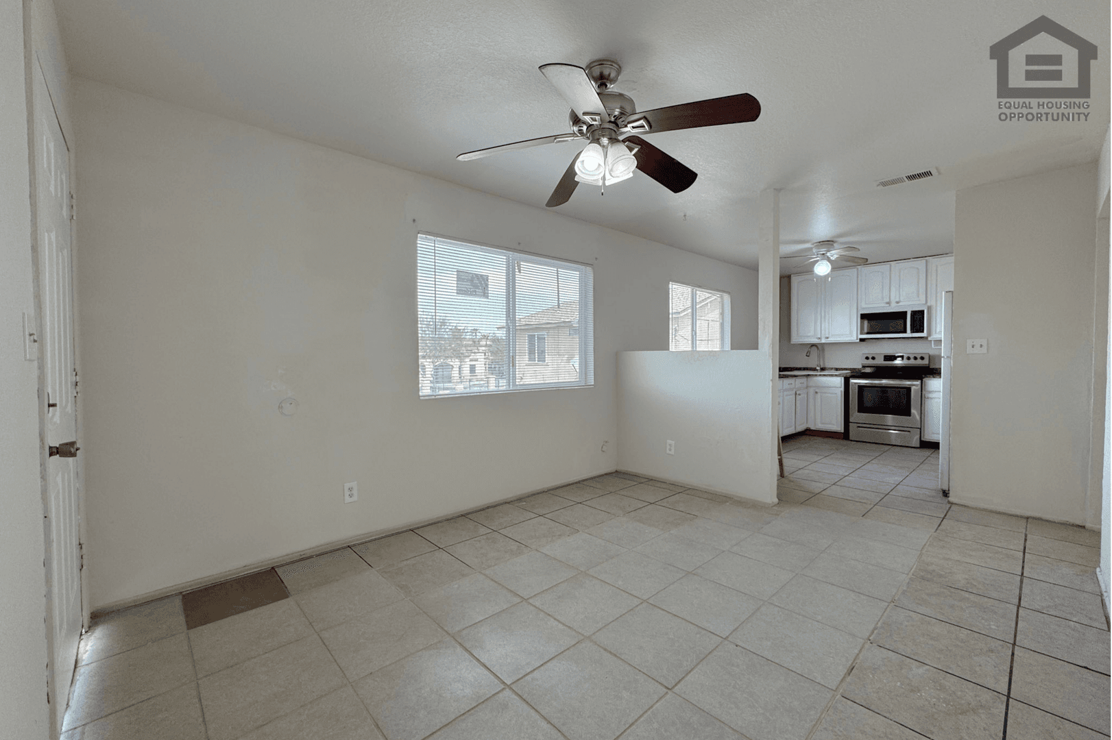 Phoenix Apartment: 641 N 30th St