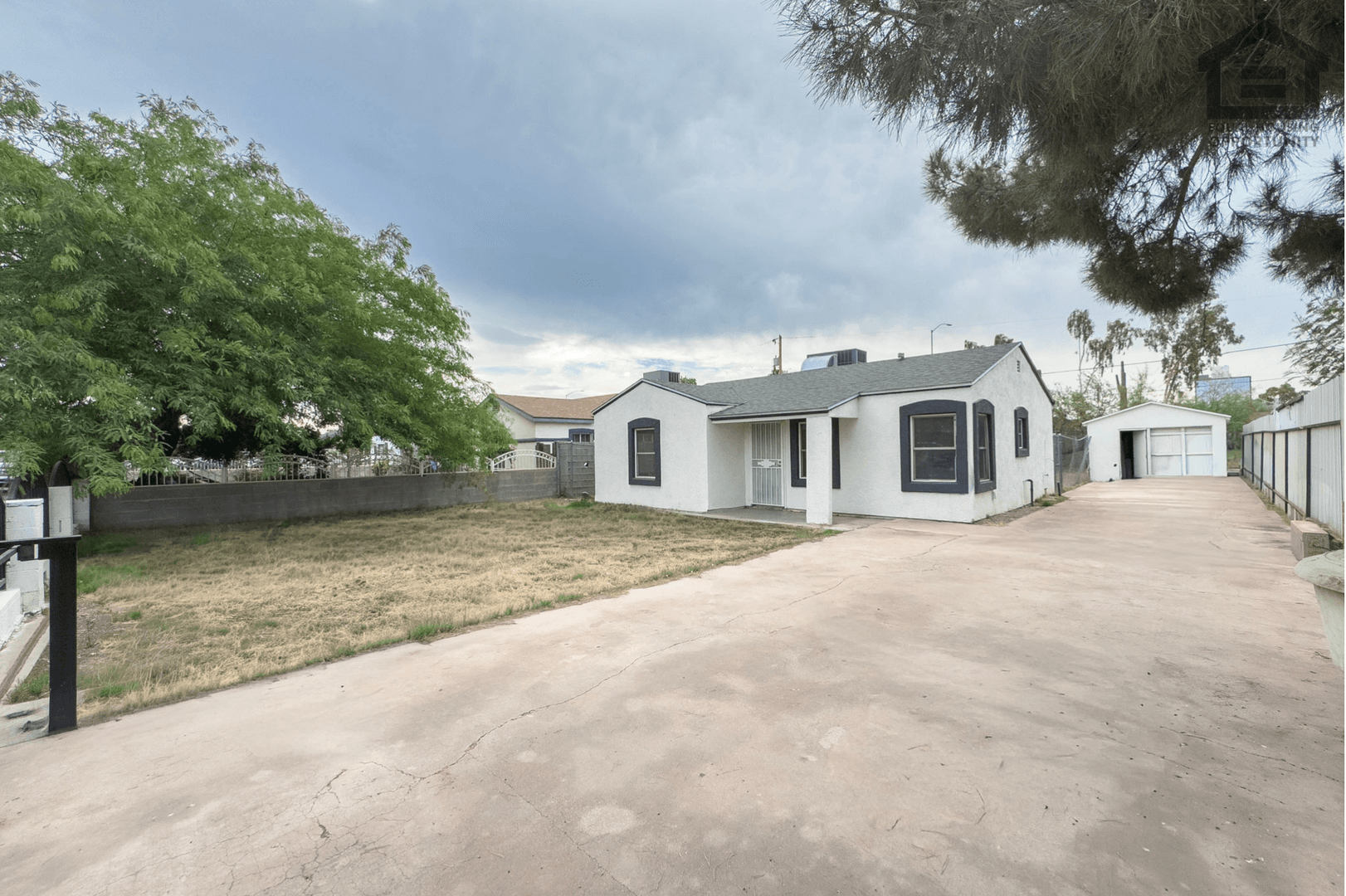 Phoenix House: 2517 E Culver St