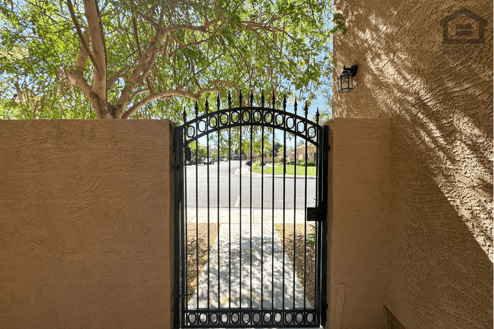 Mesa Townhome: 1367 S Country Club Dr Unit 1193