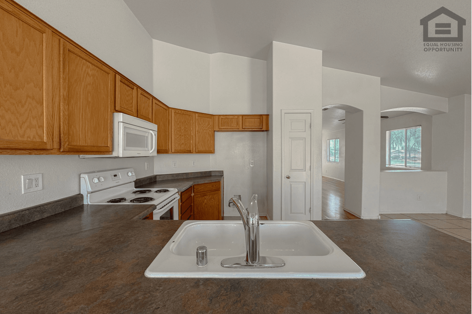 Peoria House: 8630 W Las Palmaritas Dr