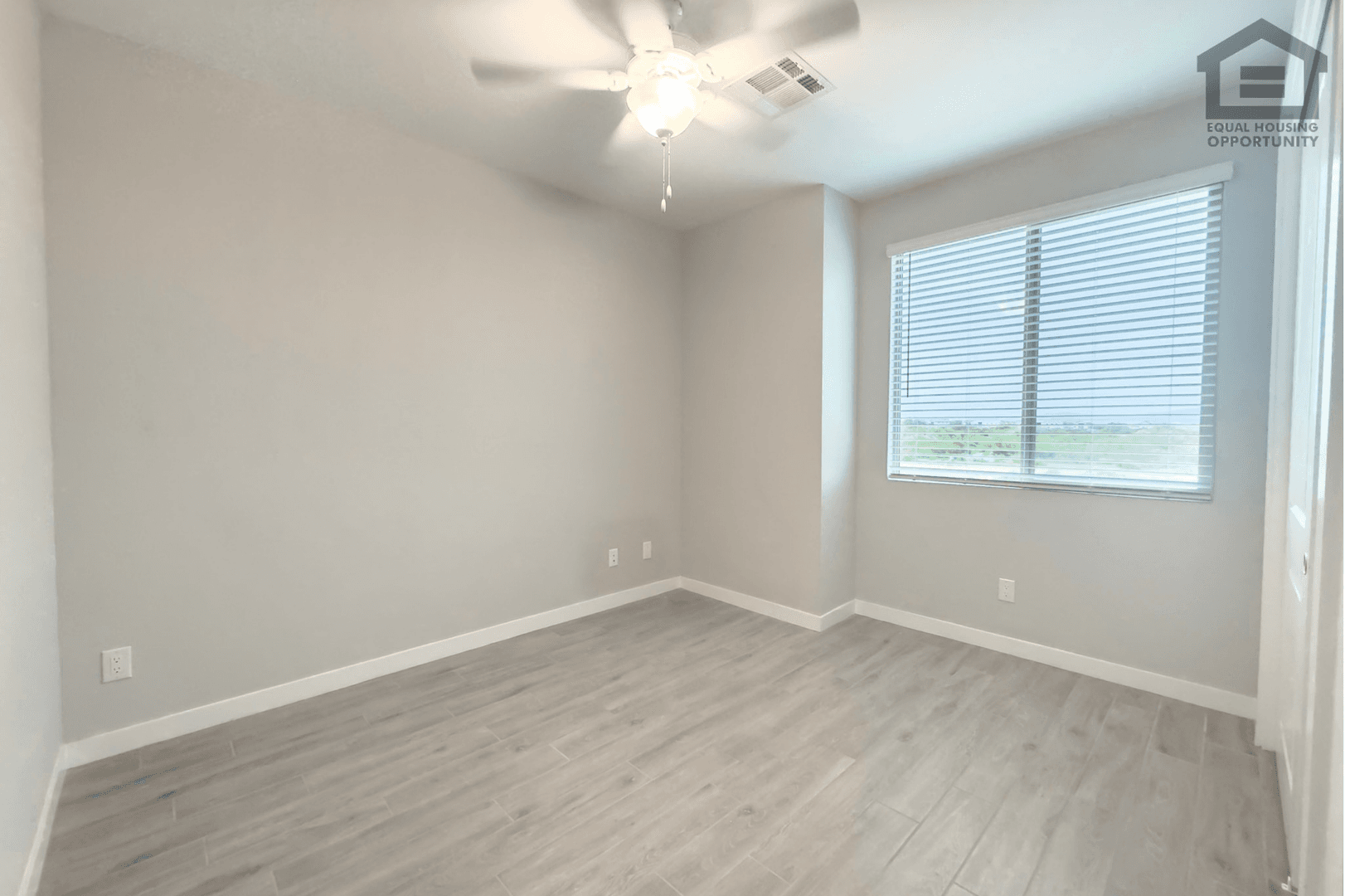 Phoenix House: 231 E Santa Cruz Dr