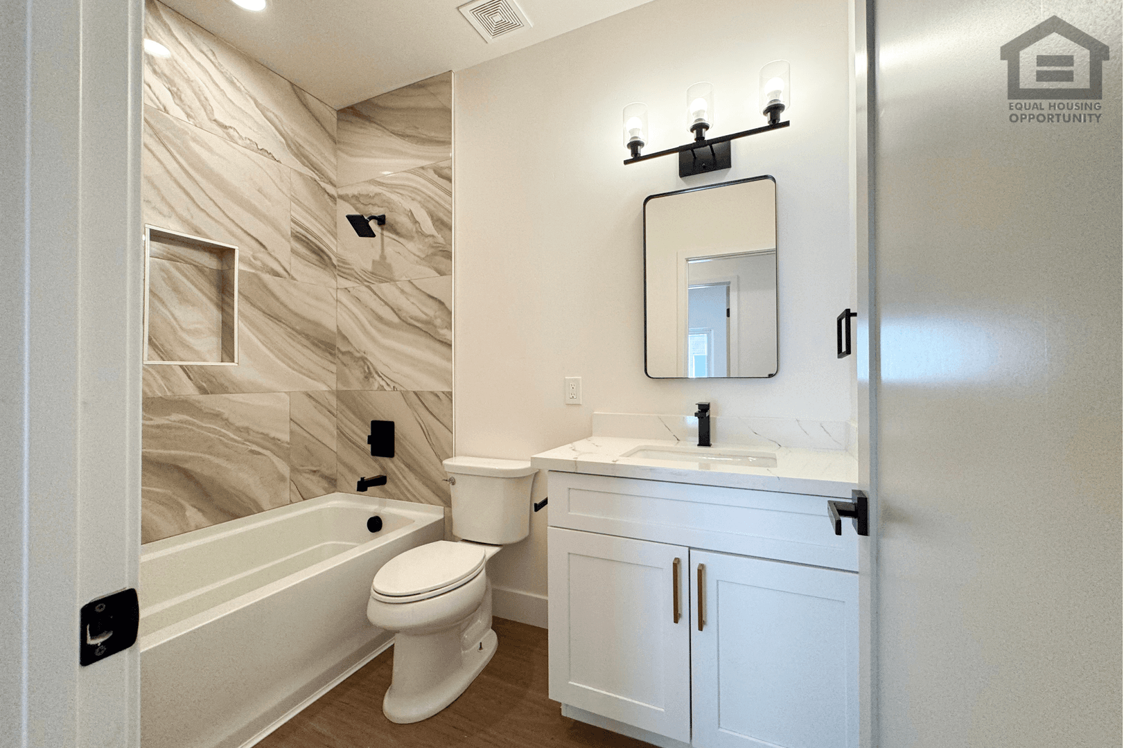 Sedona Apartment: Sugarloaf St