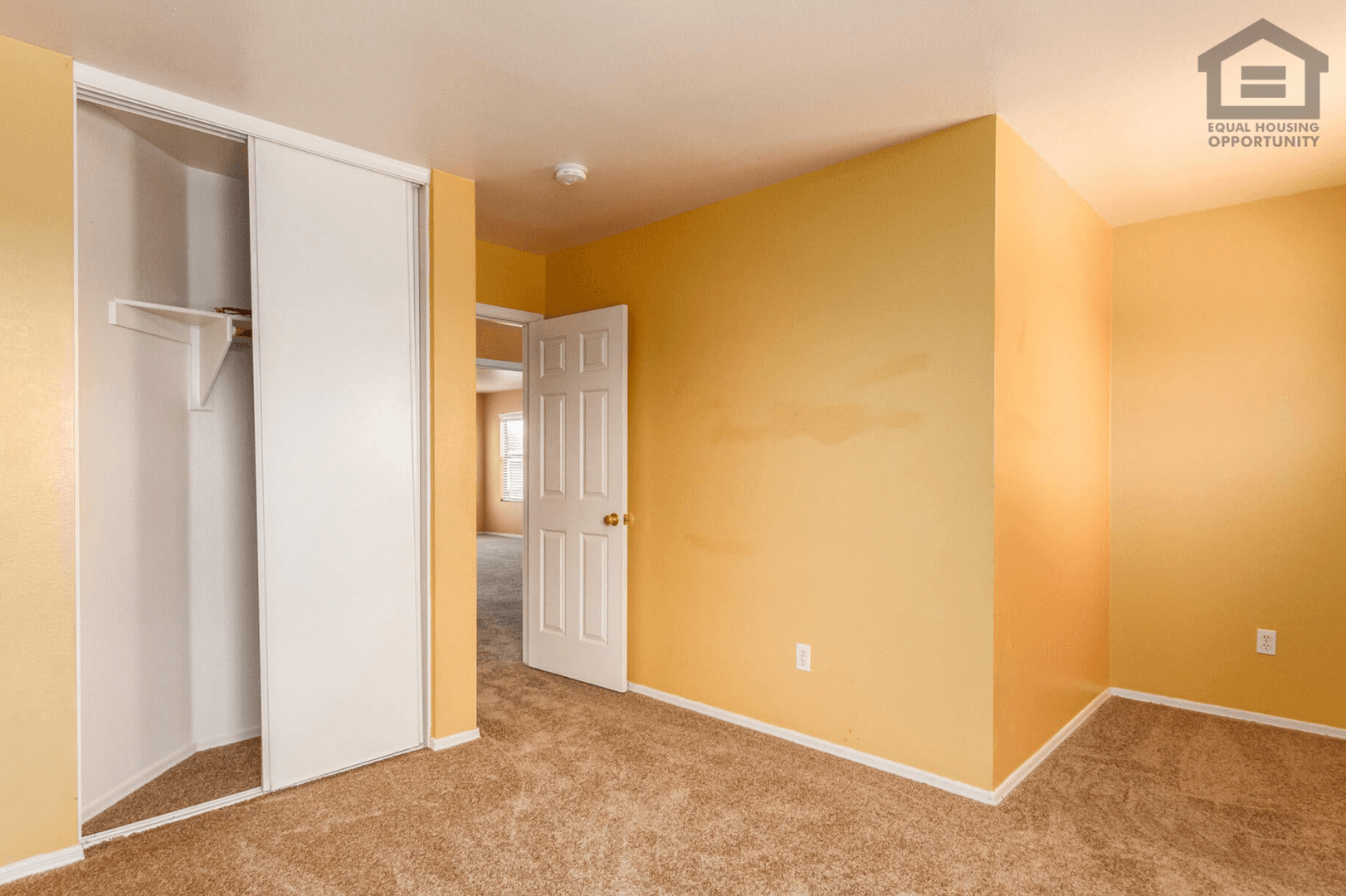El Mirage House: 11762 W Main St