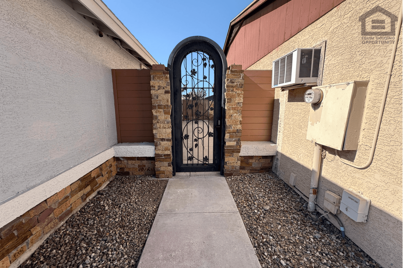 Phoenix House: 425 E Marco Polo Rd
