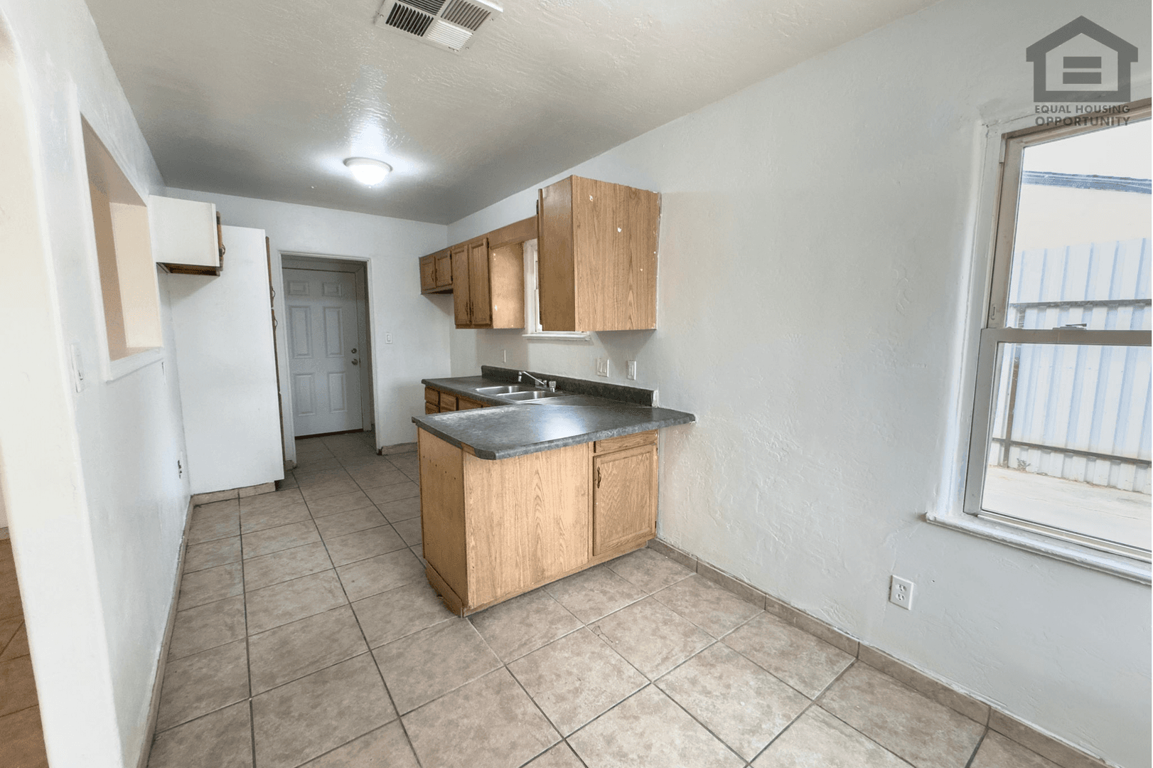 Phoenix House: 2517 E Culver St