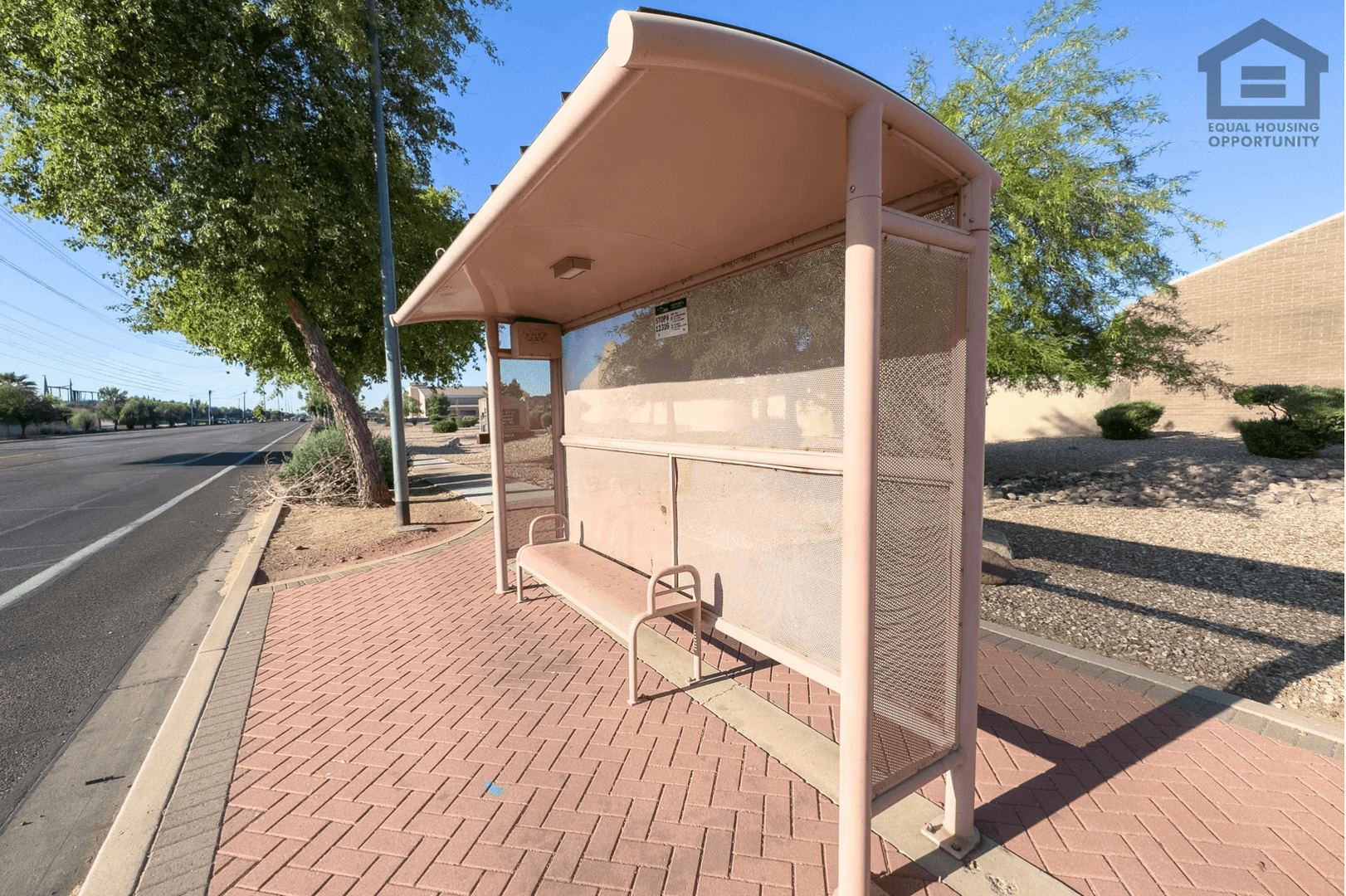Glendale House: 24025 N 39th Ln