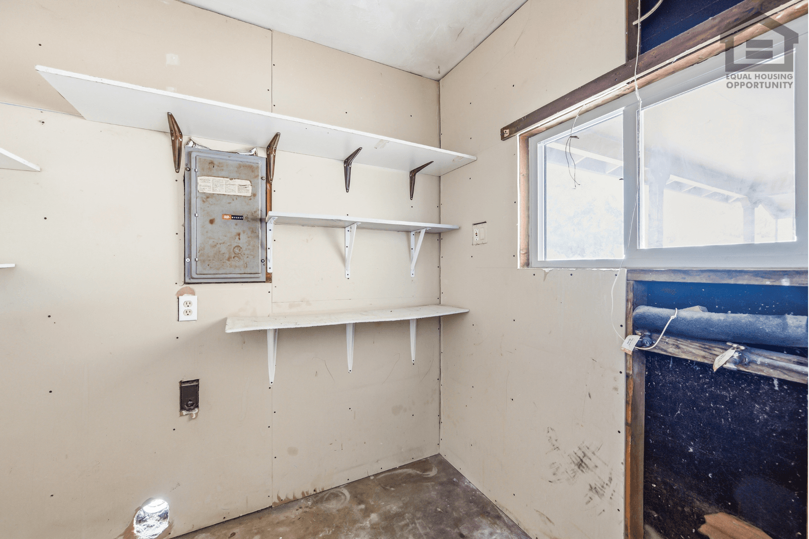 Phoenix House: 6532 N 19th Dr