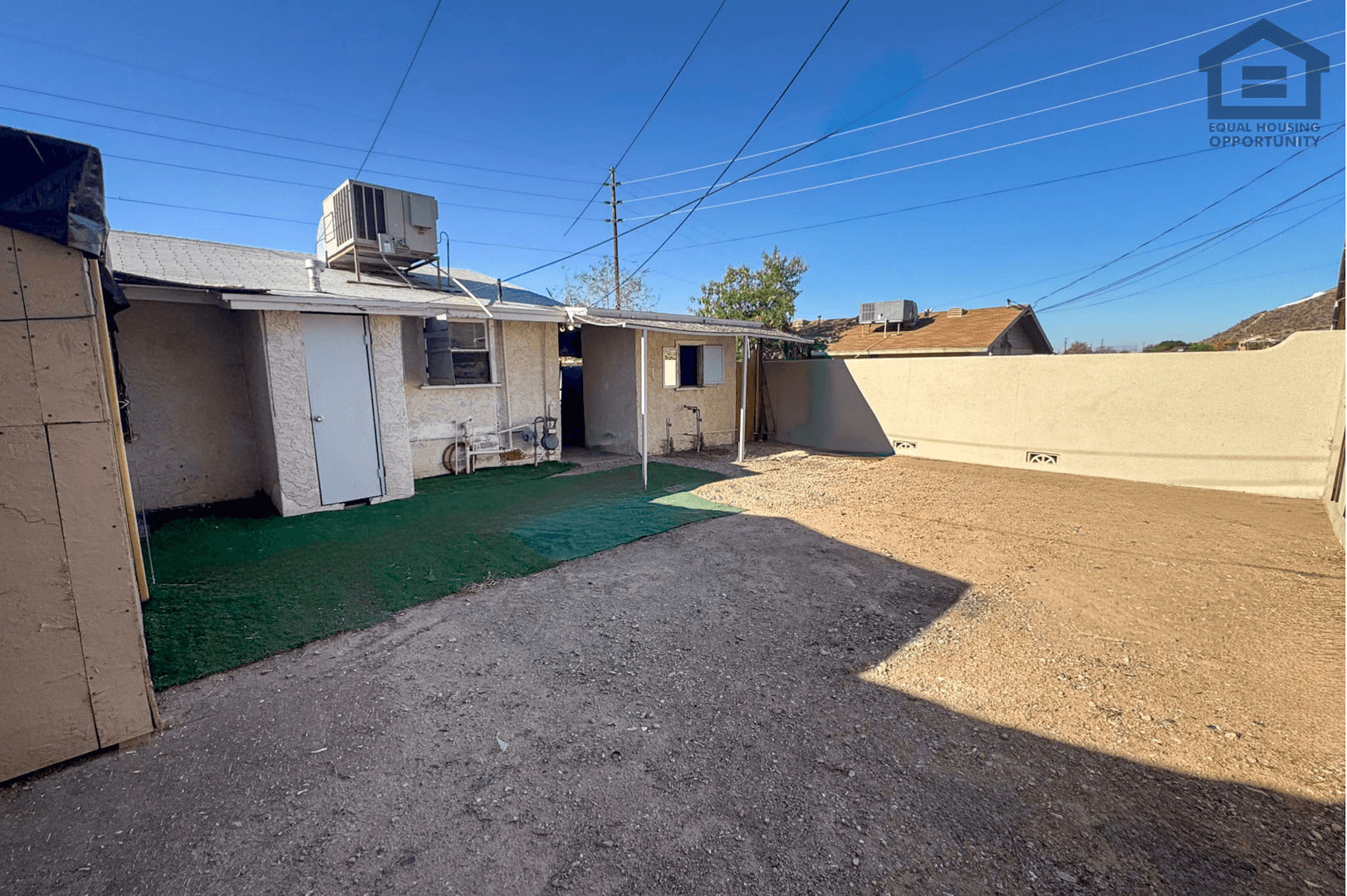 Phoenix House: 308 E Vogel Ave Apt 2