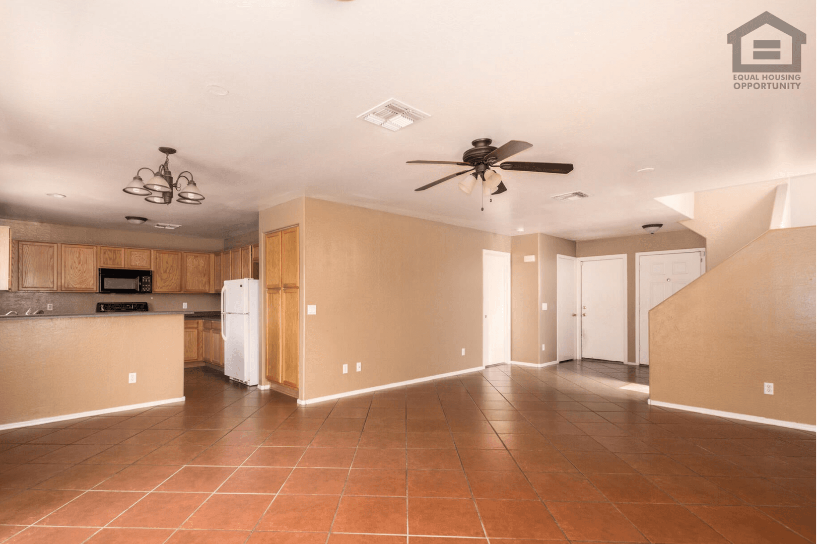 El Mirage House: 12221 W Aster Dr
