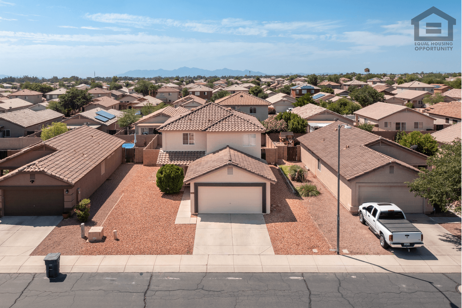 El Mirage House: 12221 W Aster Dr