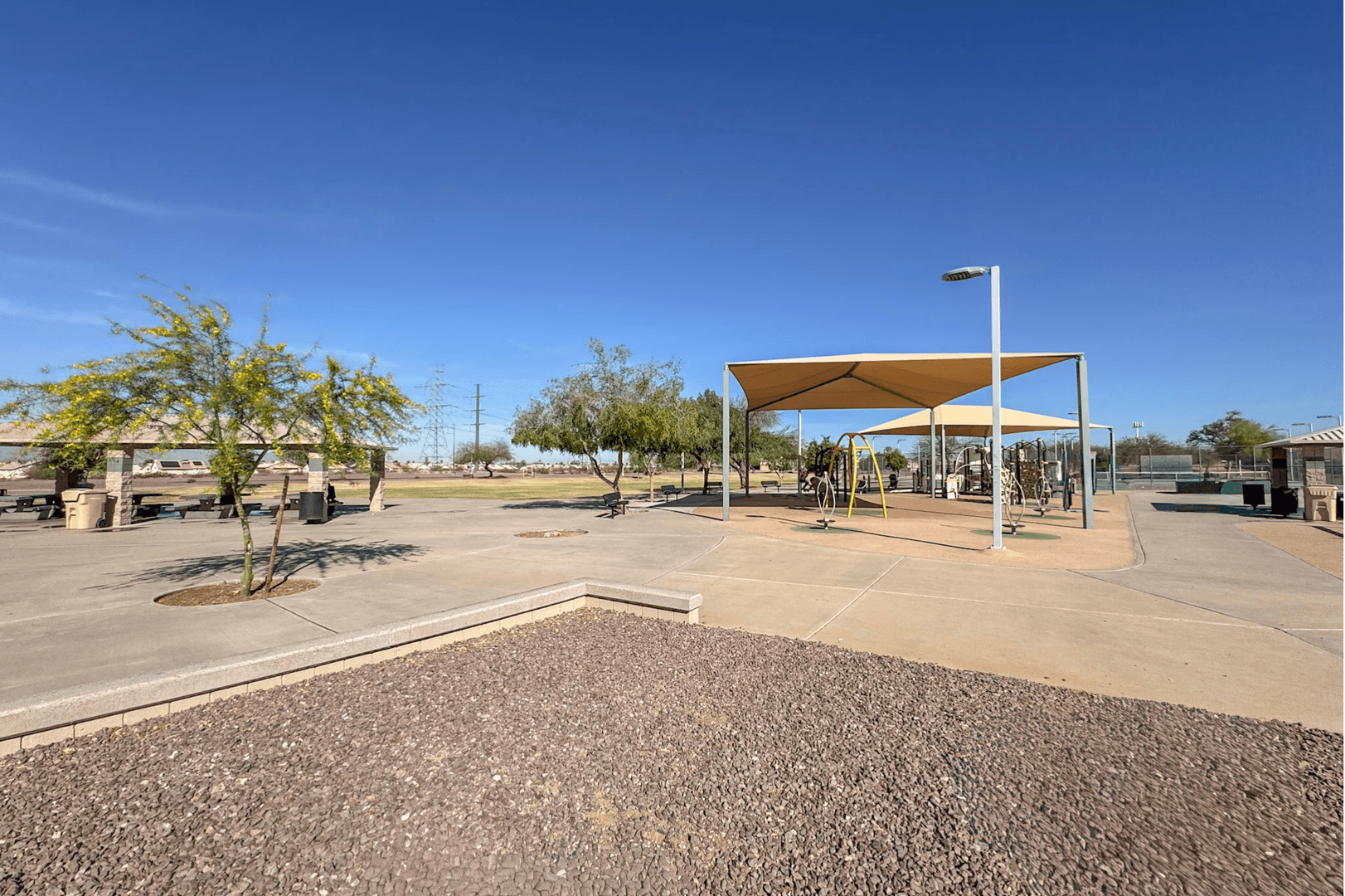 El Mirage House: 12221 W Aster Dr