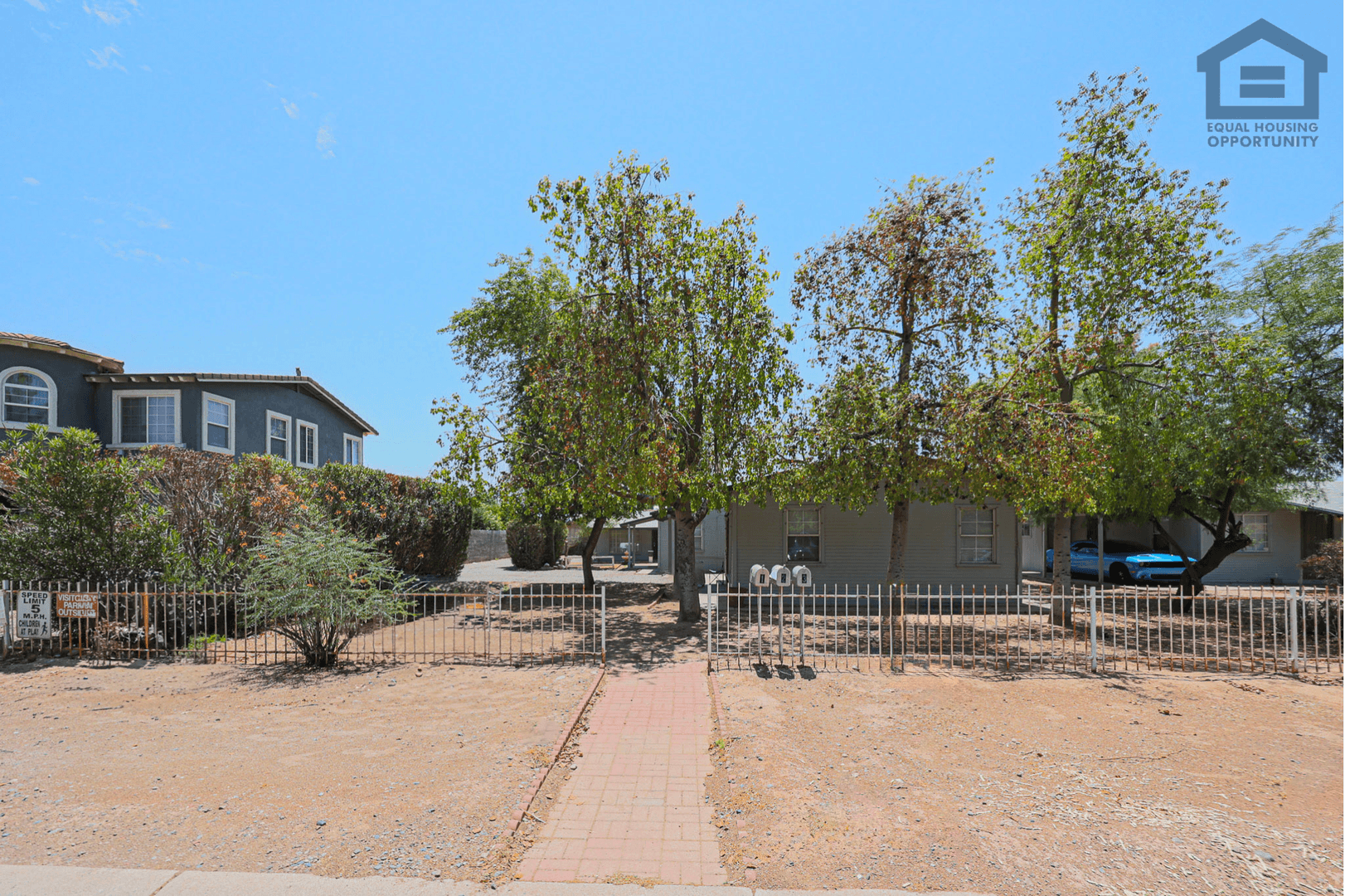 Phoenix Apartment: 3315 E Cambridge Ave