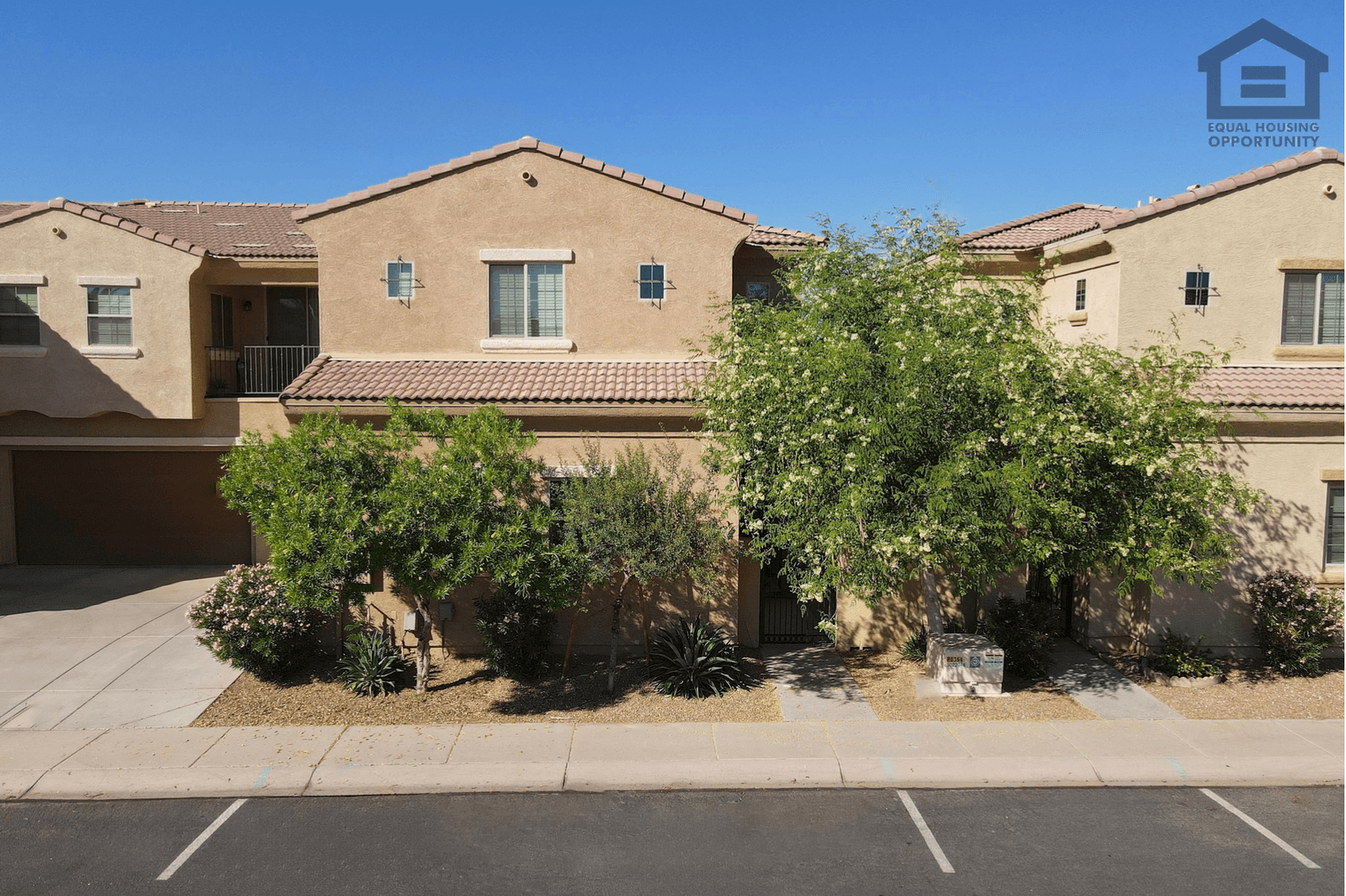 Mesa Townhome: 1367 S Country Club Dr Unit 1193
