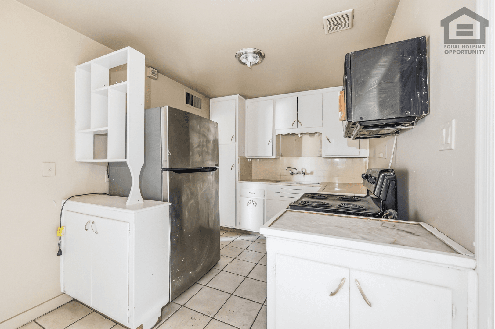 Phoenix House: 6532 N 19th Dr