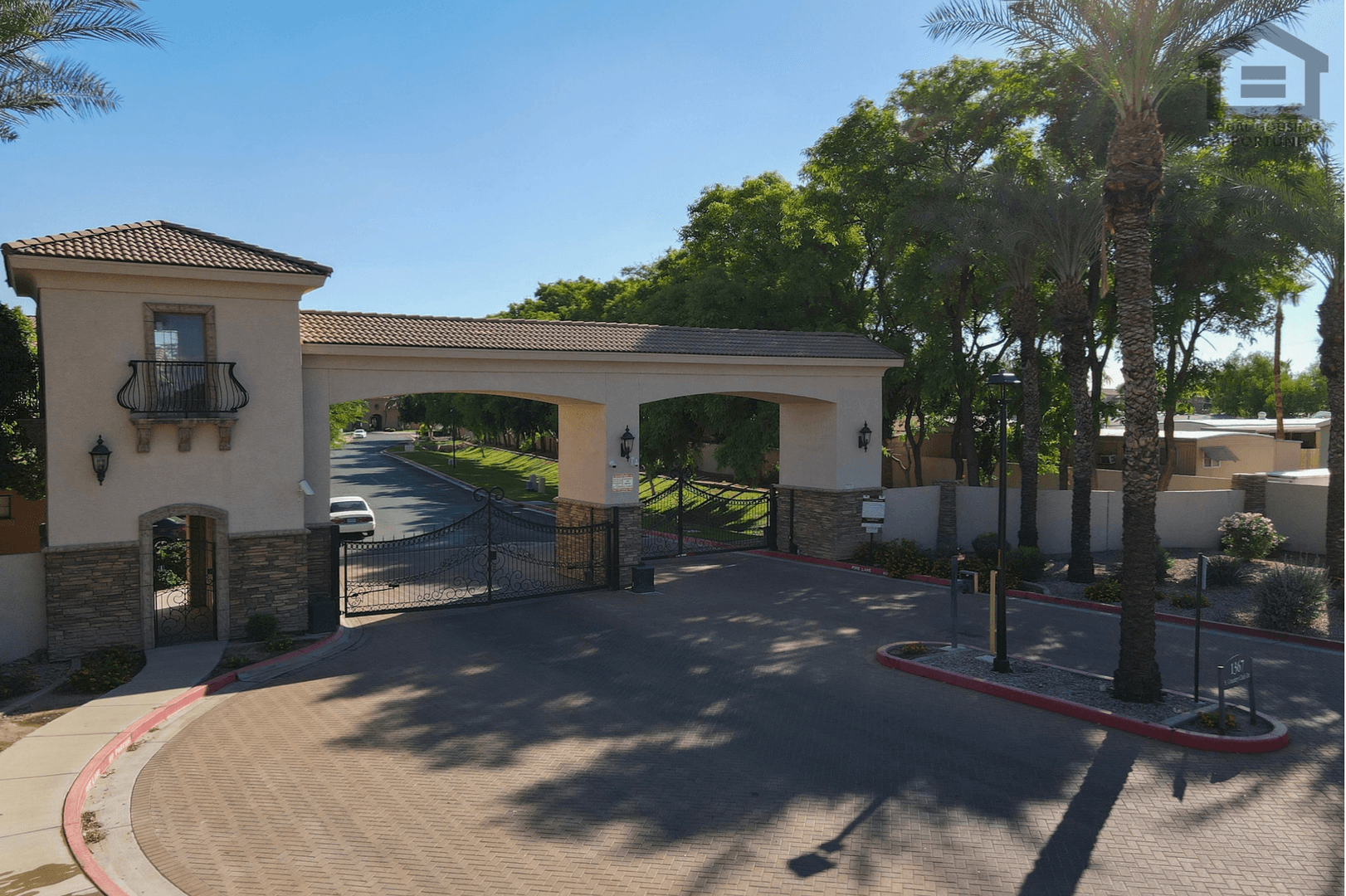 Mesa Townhome: 1367 S Country Club Dr Unit 1193