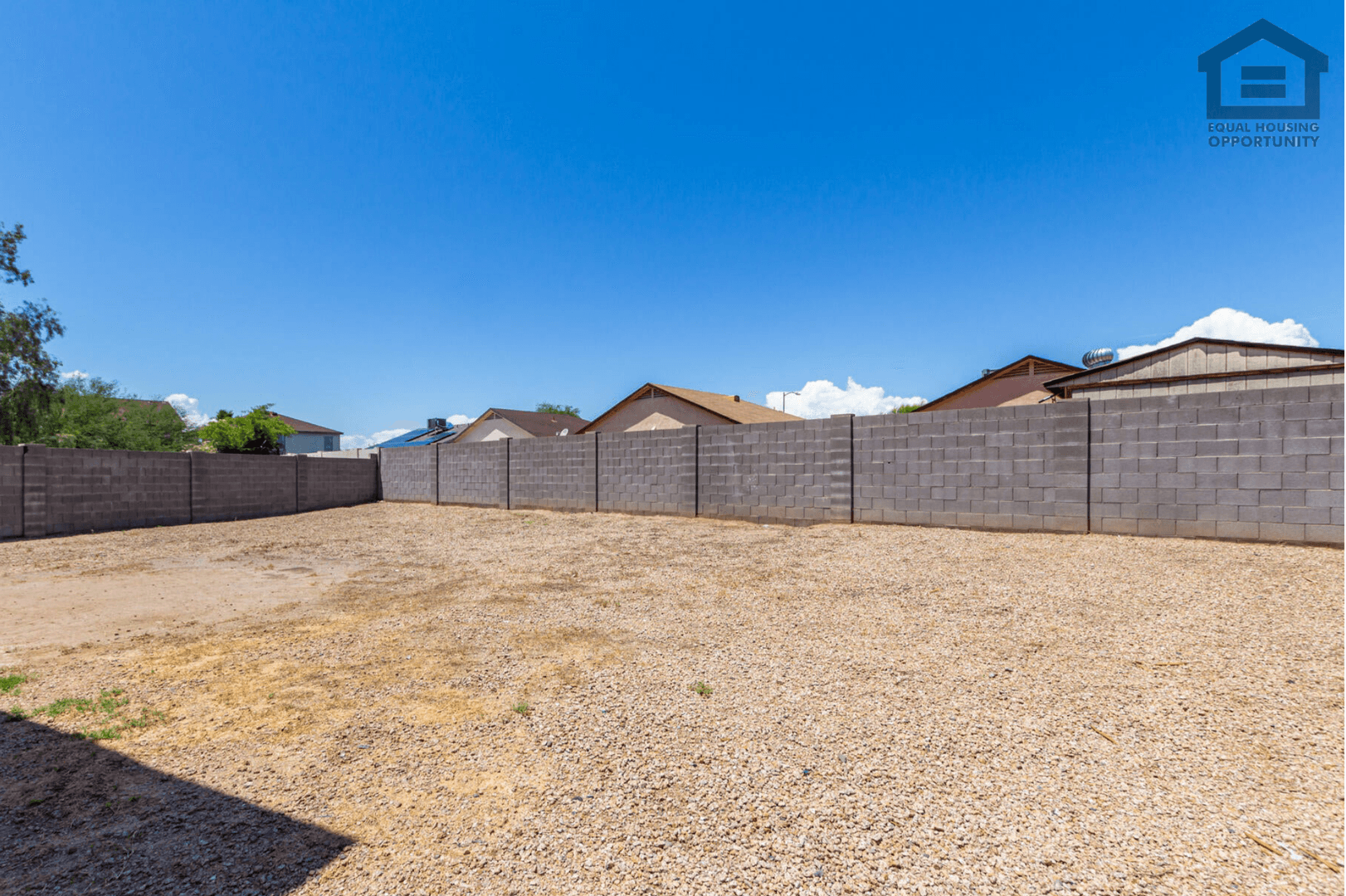 El Mirage House: 11762 W Main St