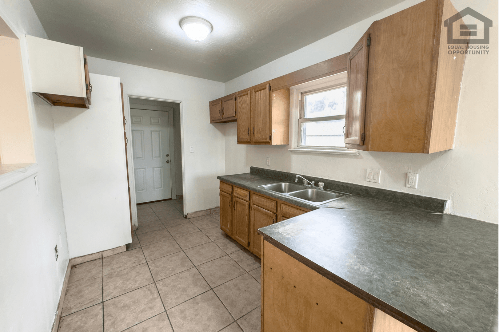 Phoenix House: 2517 E Culver St