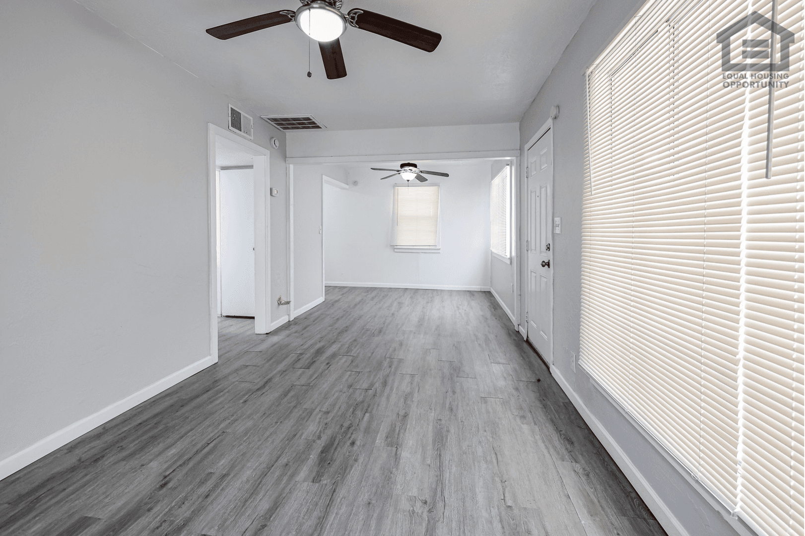 Phoenix Apartment: 3315 E Cambridge Ave