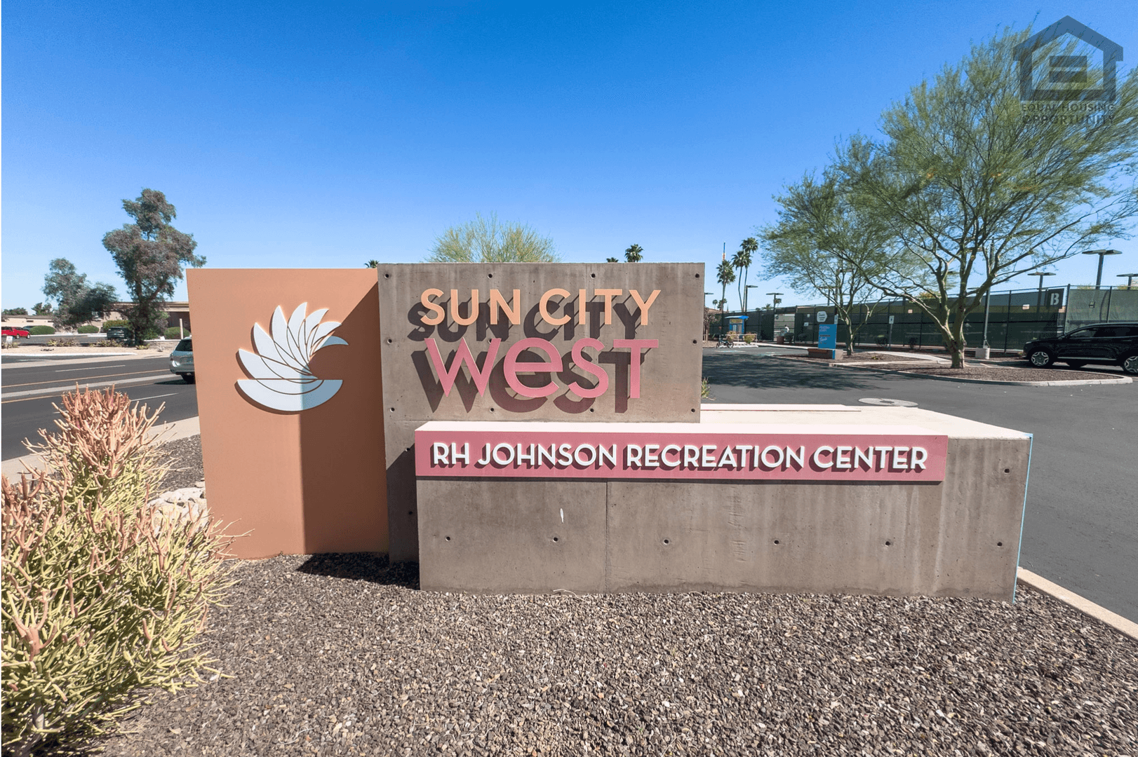Sun City West House: 20210 N 124th Dr