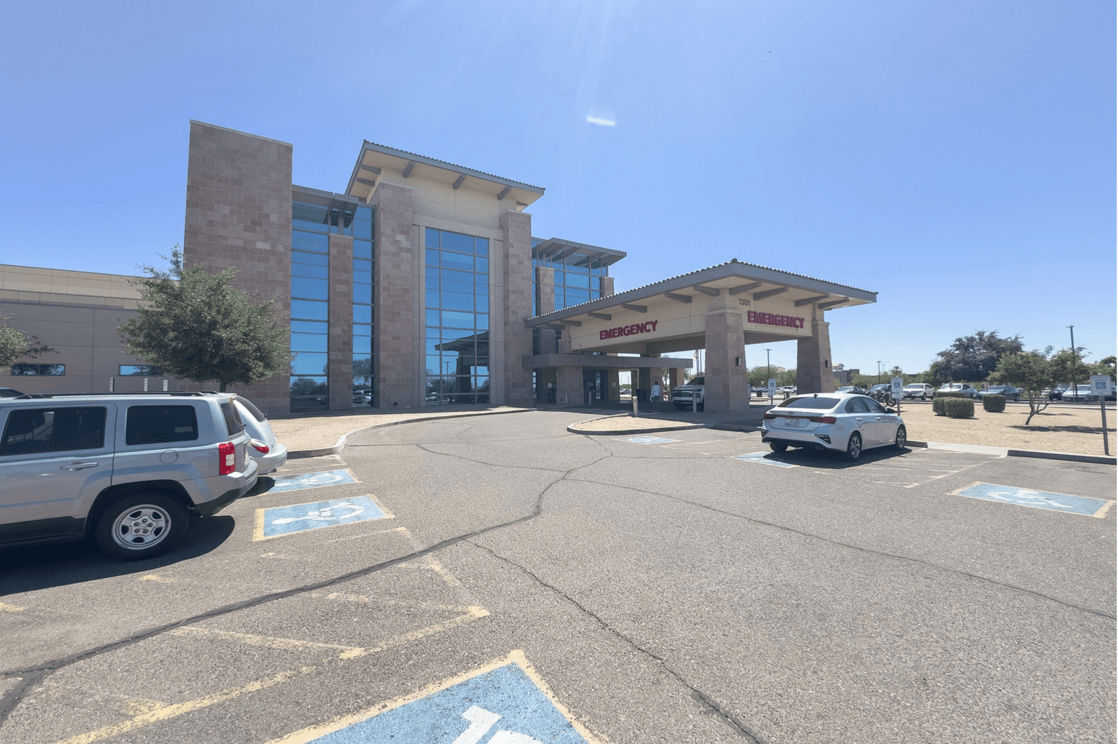 Apache Junction House: 2875 W Foothill St