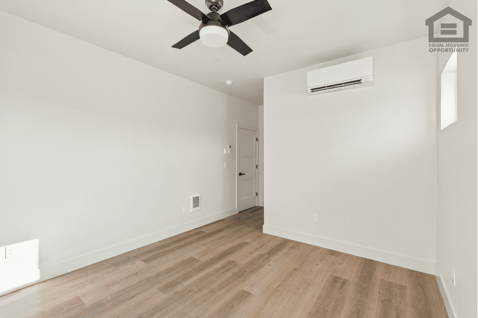 Redmond Apartment: 2035 SW Umatilla Ave