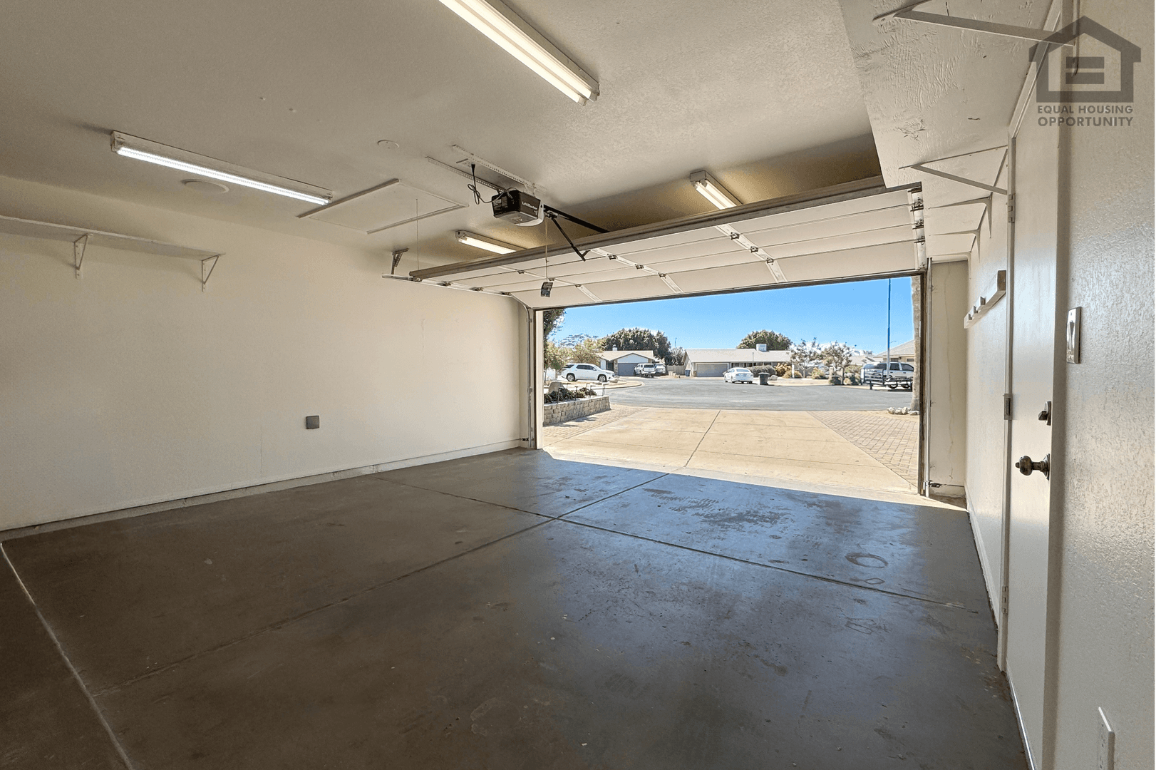 Mesa House: 1735 N Platina Cir