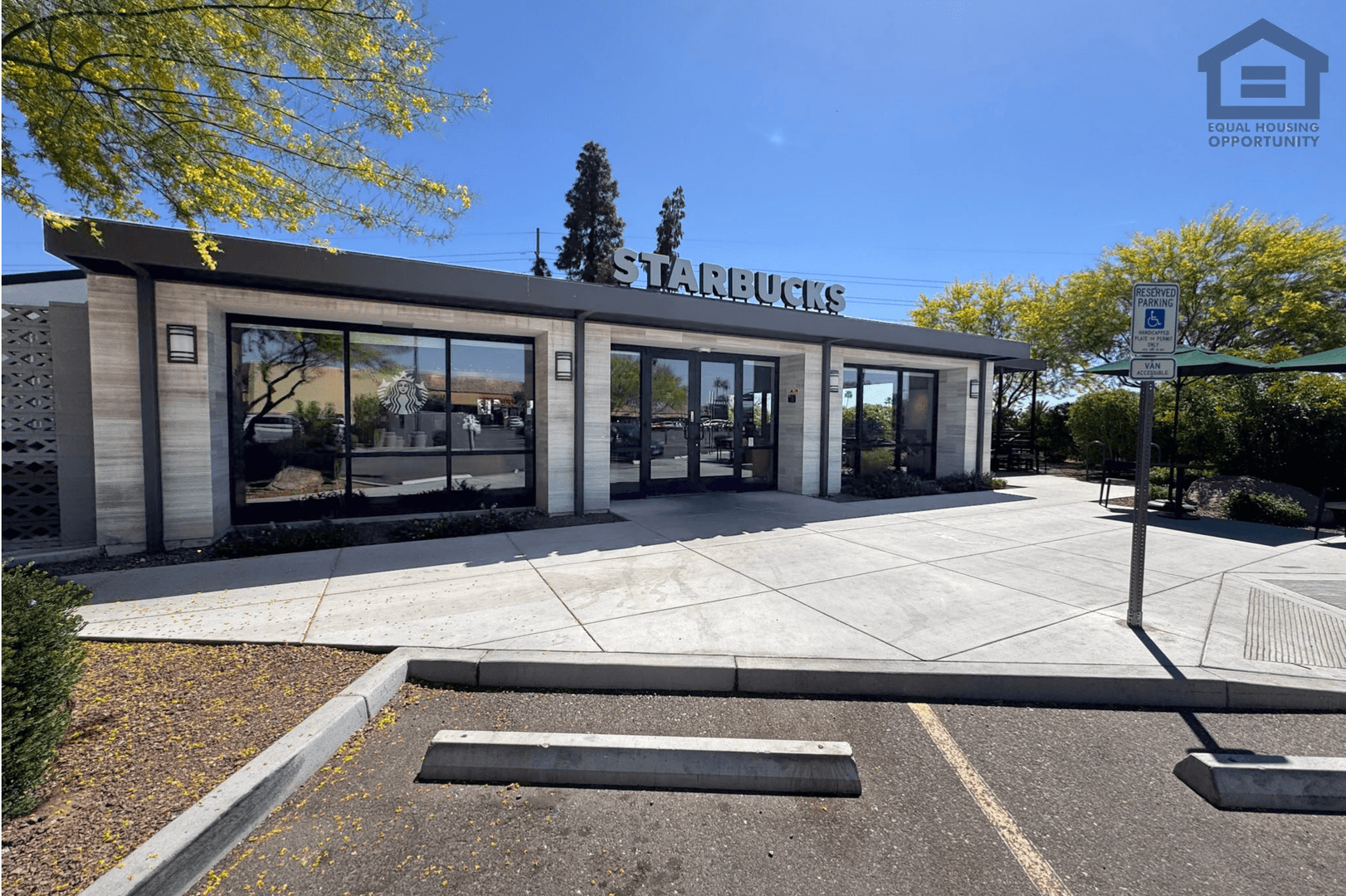 Sun City West House: 20210 N 124th Dr