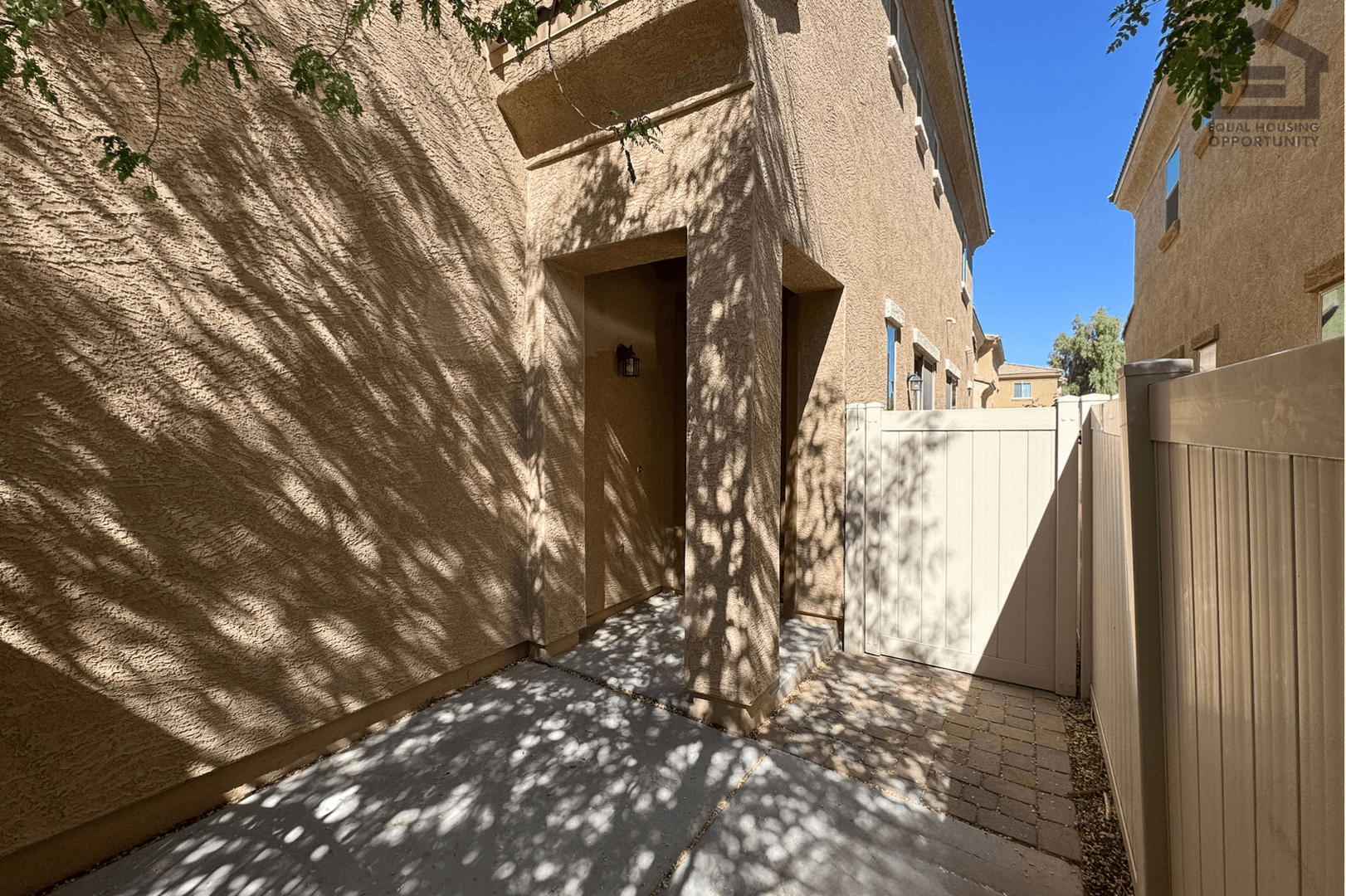 Mesa Townhome: 1367 S Country Club Dr Unit 1193