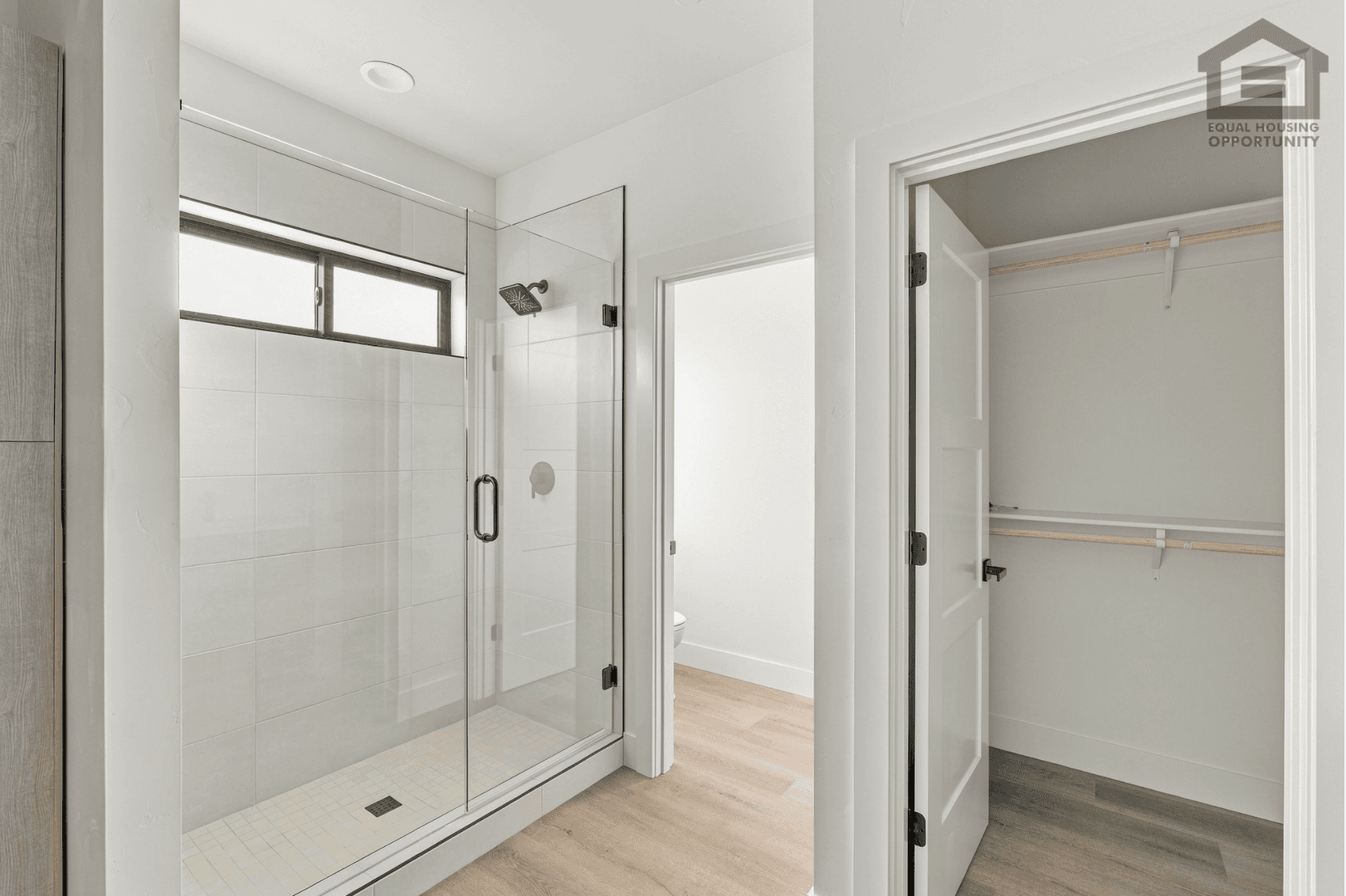 Redmond Apartment: 2035 SW Umatilla Ave