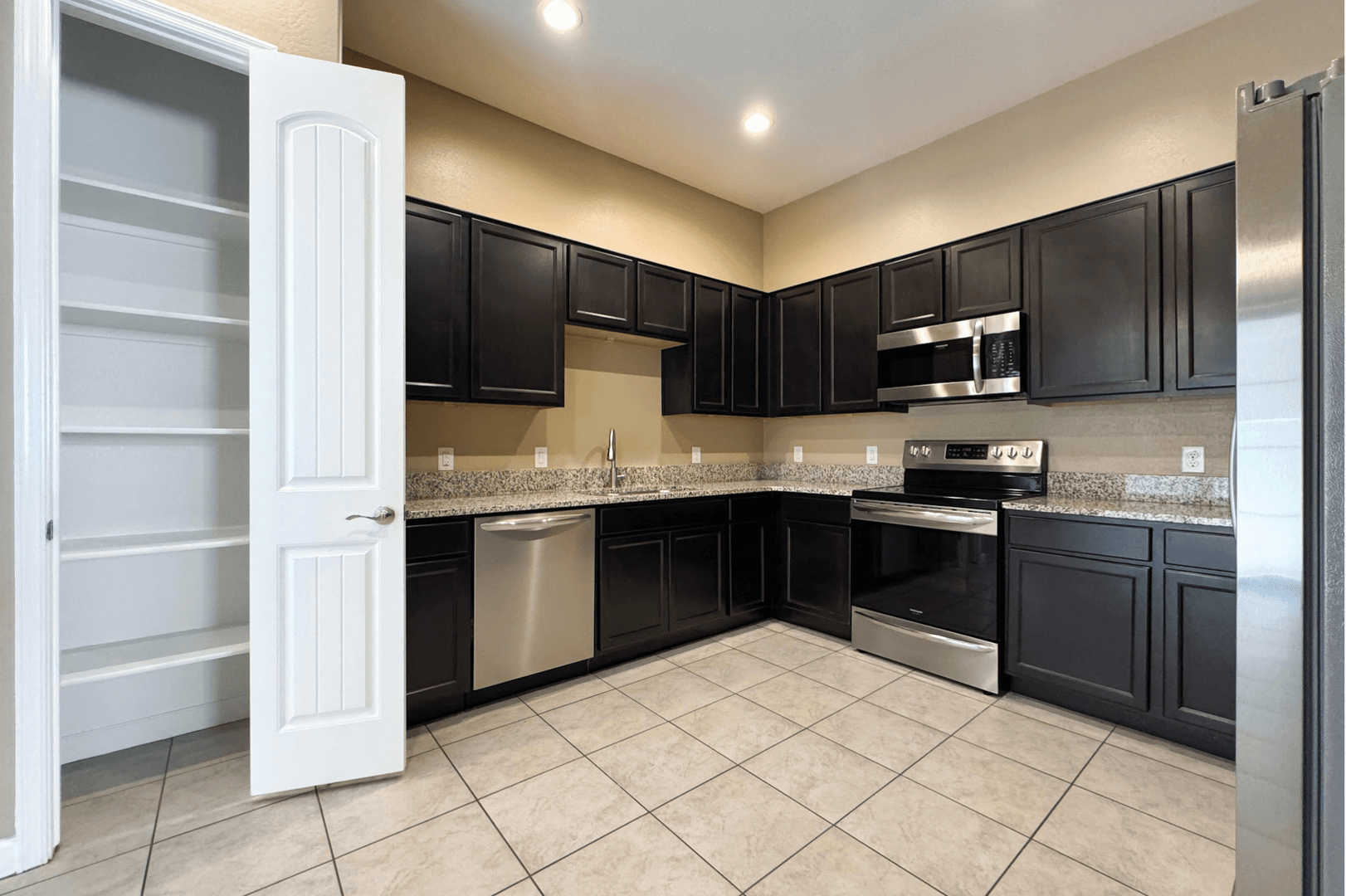 Mesa Townhome: 1367 S Country Club Dr Unit 1193