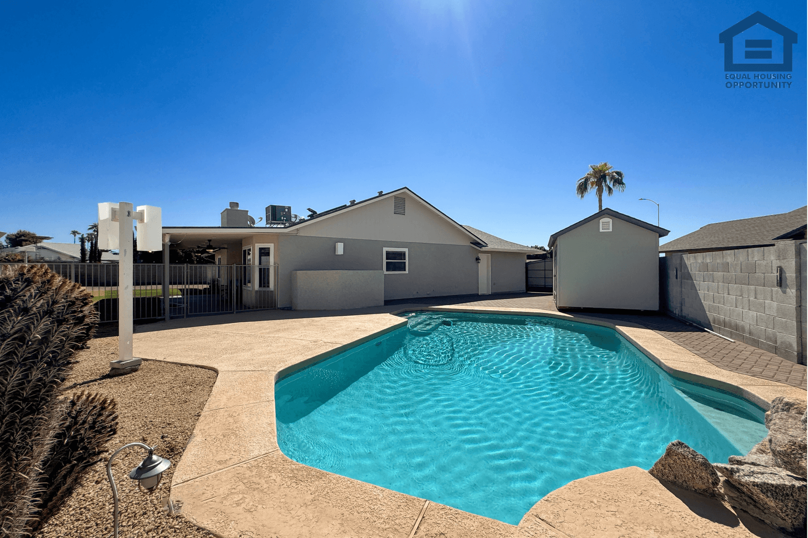 Mesa House: 1735 N Platina Cir