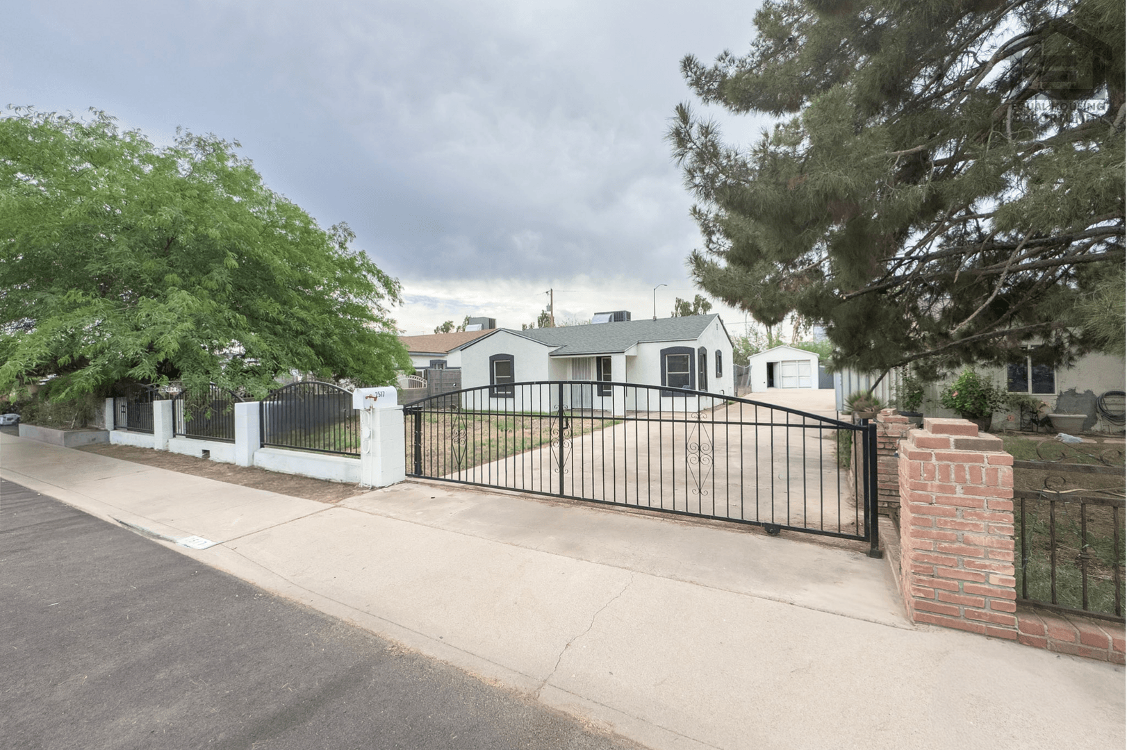 Phoenix House: 2517 E Culver St