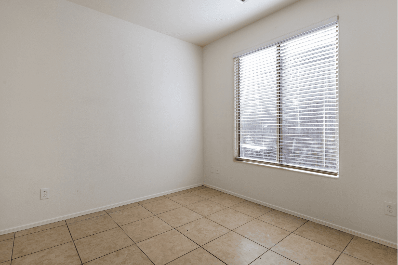 Maricopa House: 36496 W Pampoloma Ave