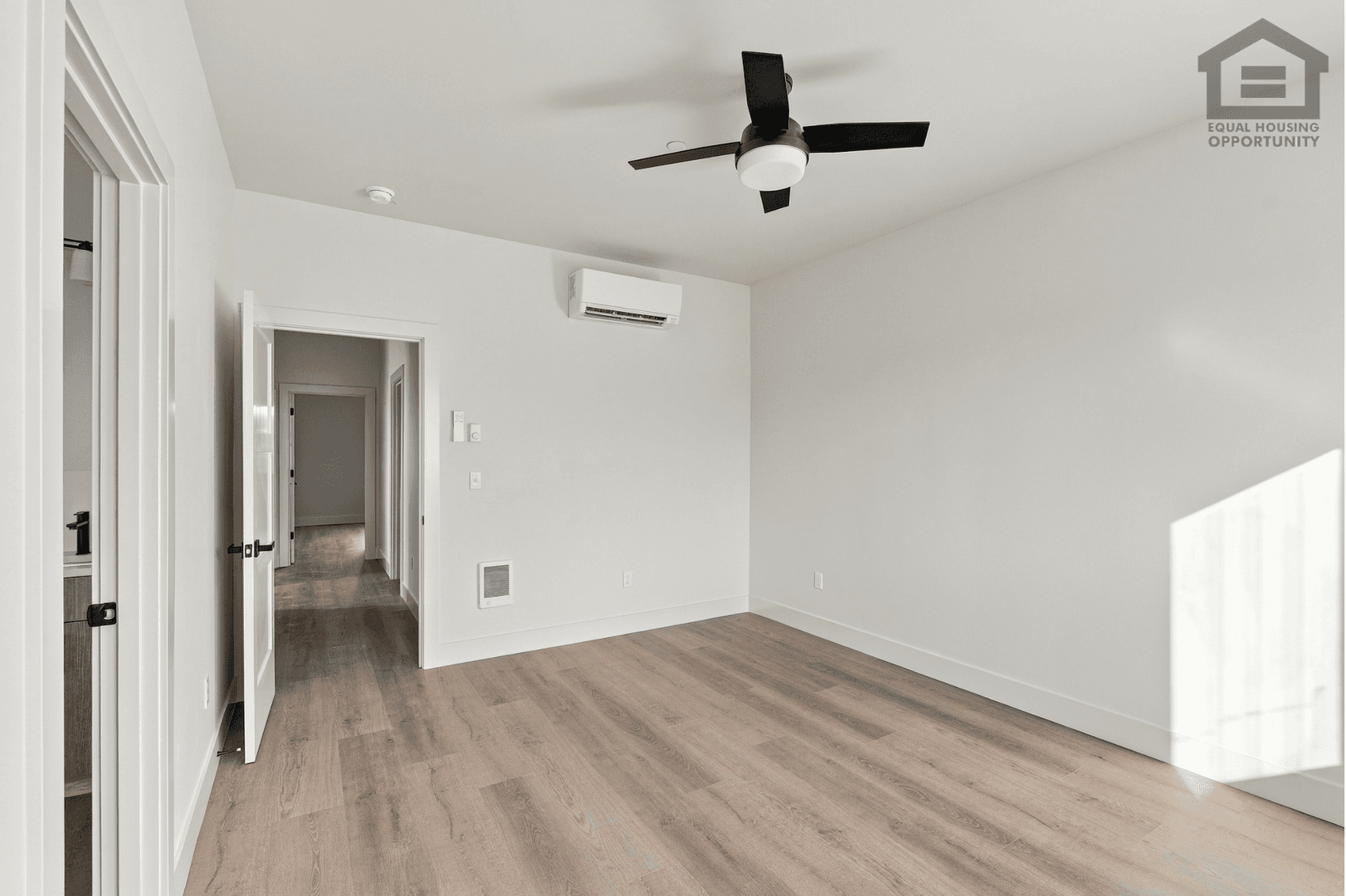 Redmond Apartment: 2035 SW Umatilla Ave