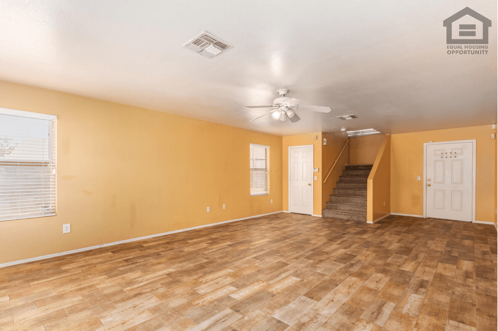 El Mirage House: 11762 W Main St