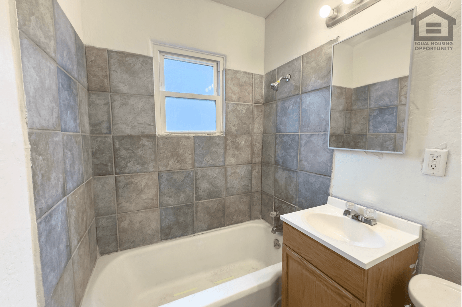 Phoenix House: 2517 E Culver St