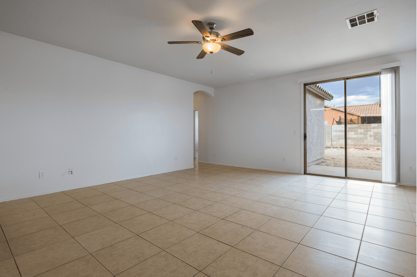 Maricopa House: 36496 W Pampoloma Ave