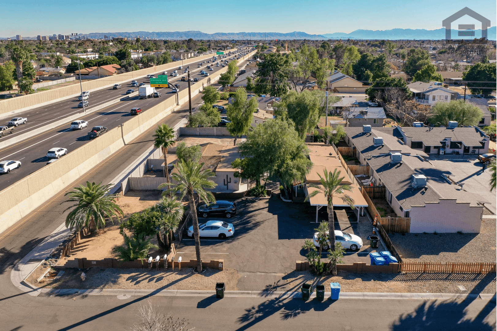 Phoenix Apartment: 2501 W Belmont Ave
