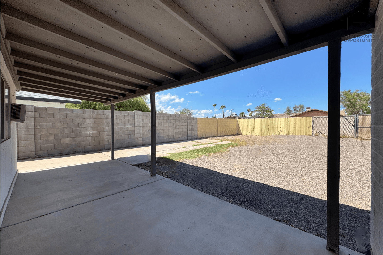 Chandler House: 936 E Flint St