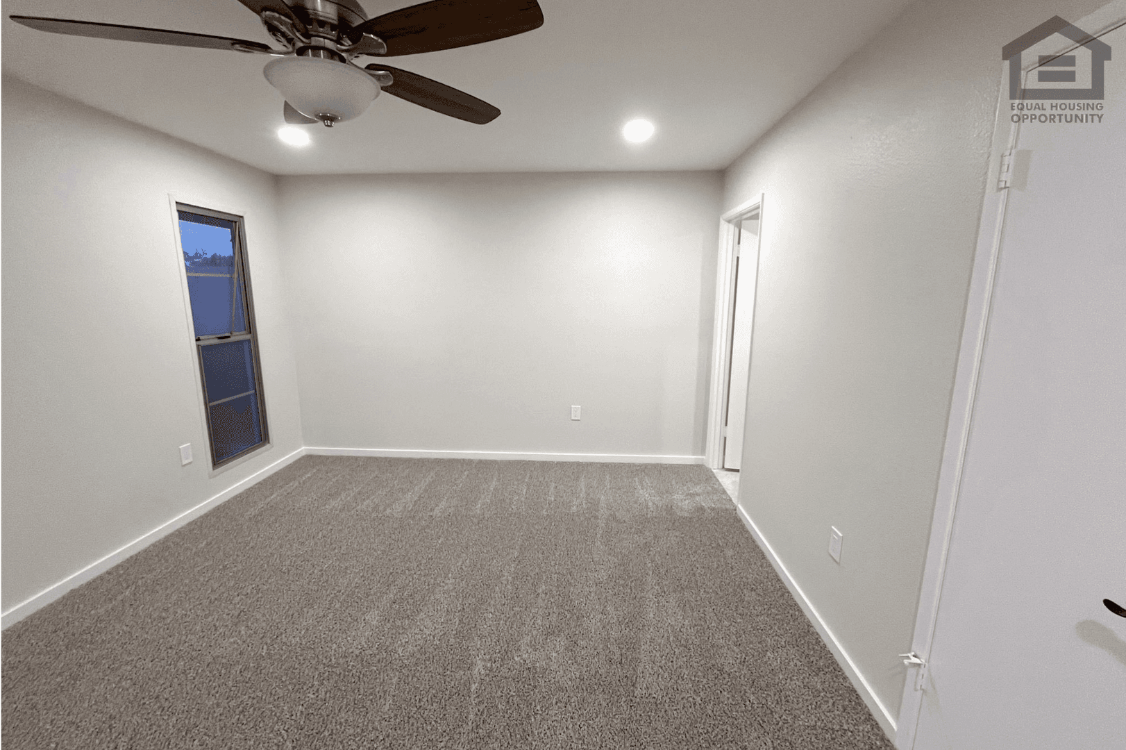 Sun City West House: 20210 N 124th Dr