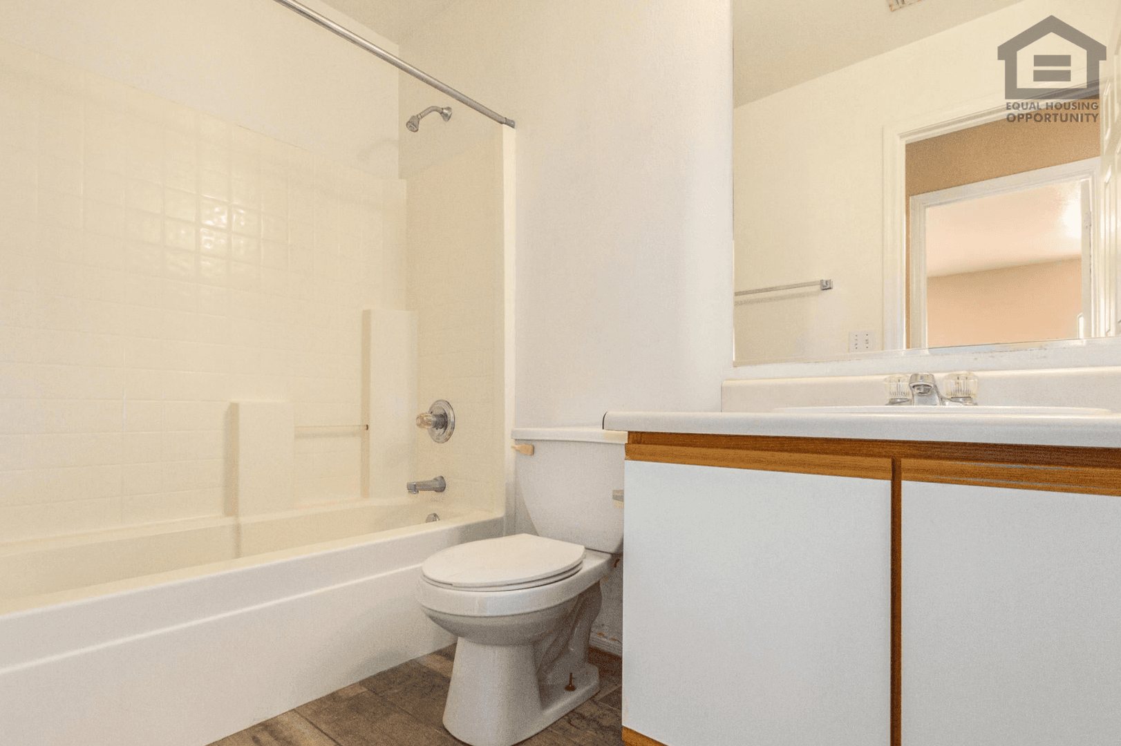 El Mirage House: 11762 W Main St