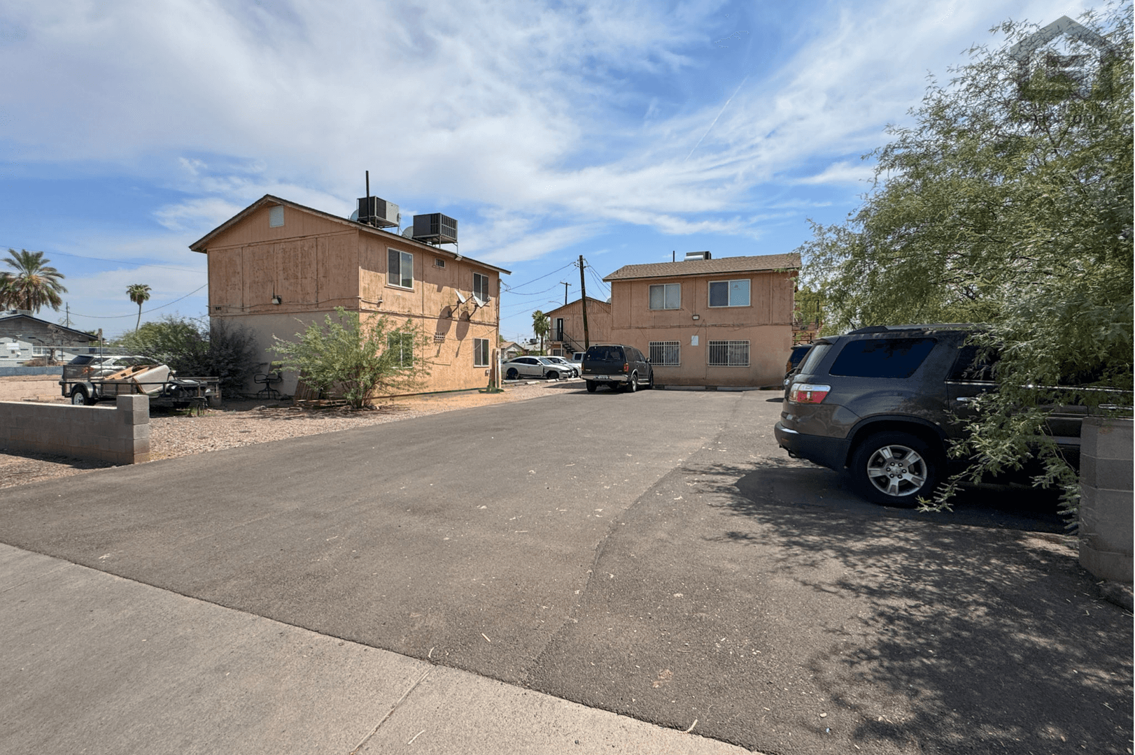 Phoenix Apartment: 641 N 30th St
