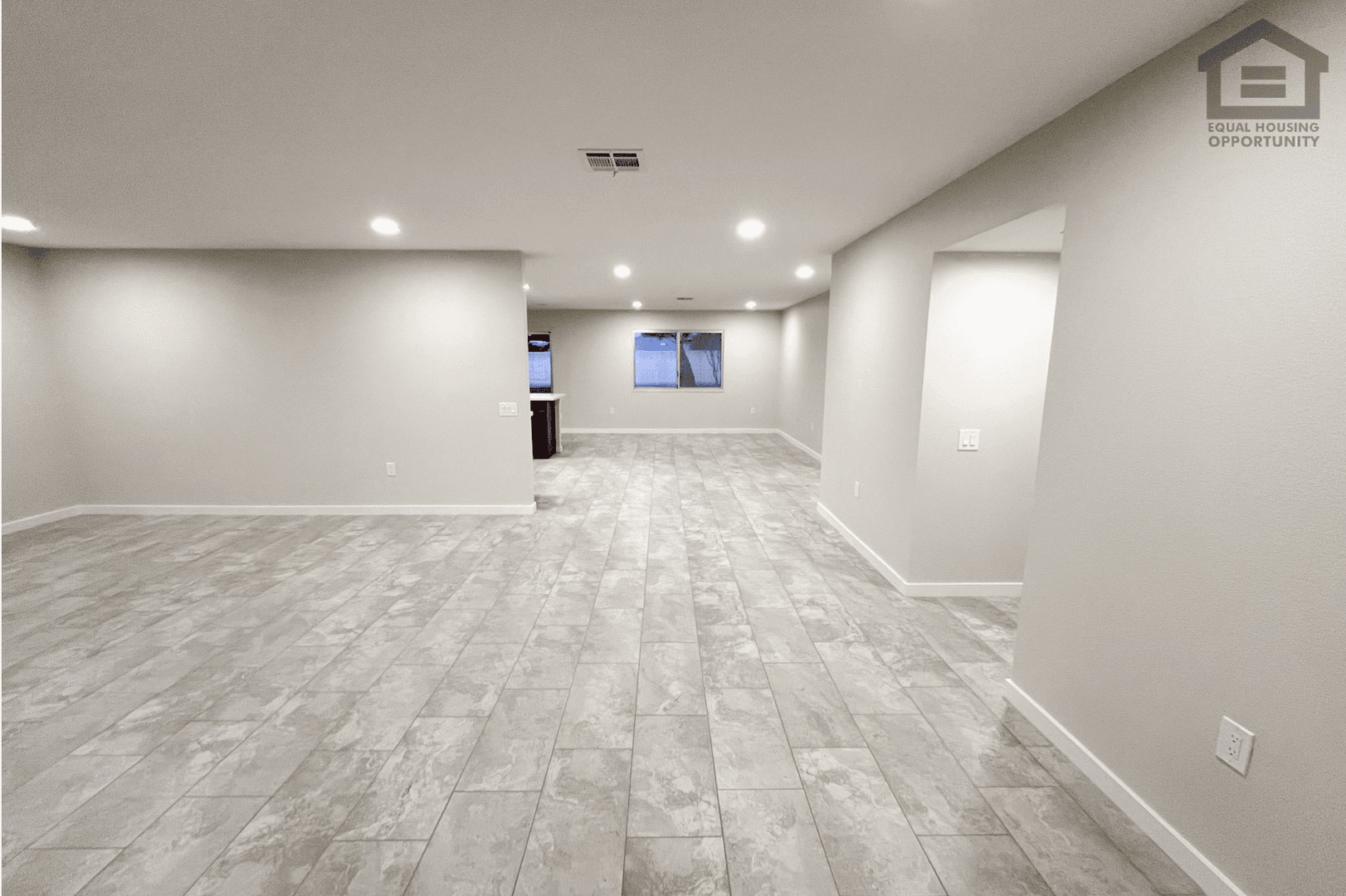 Sun City West House: 20210 N 124th Dr