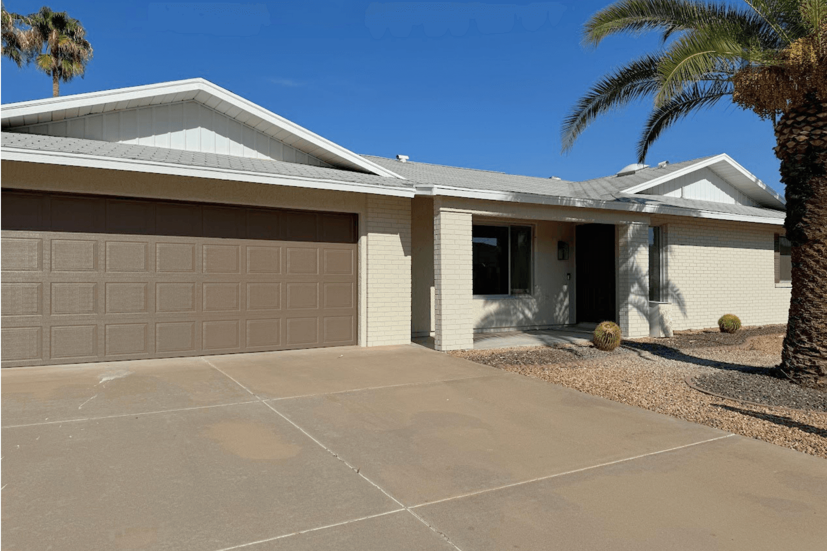 Sun City West House: 20210 N 124th Dr