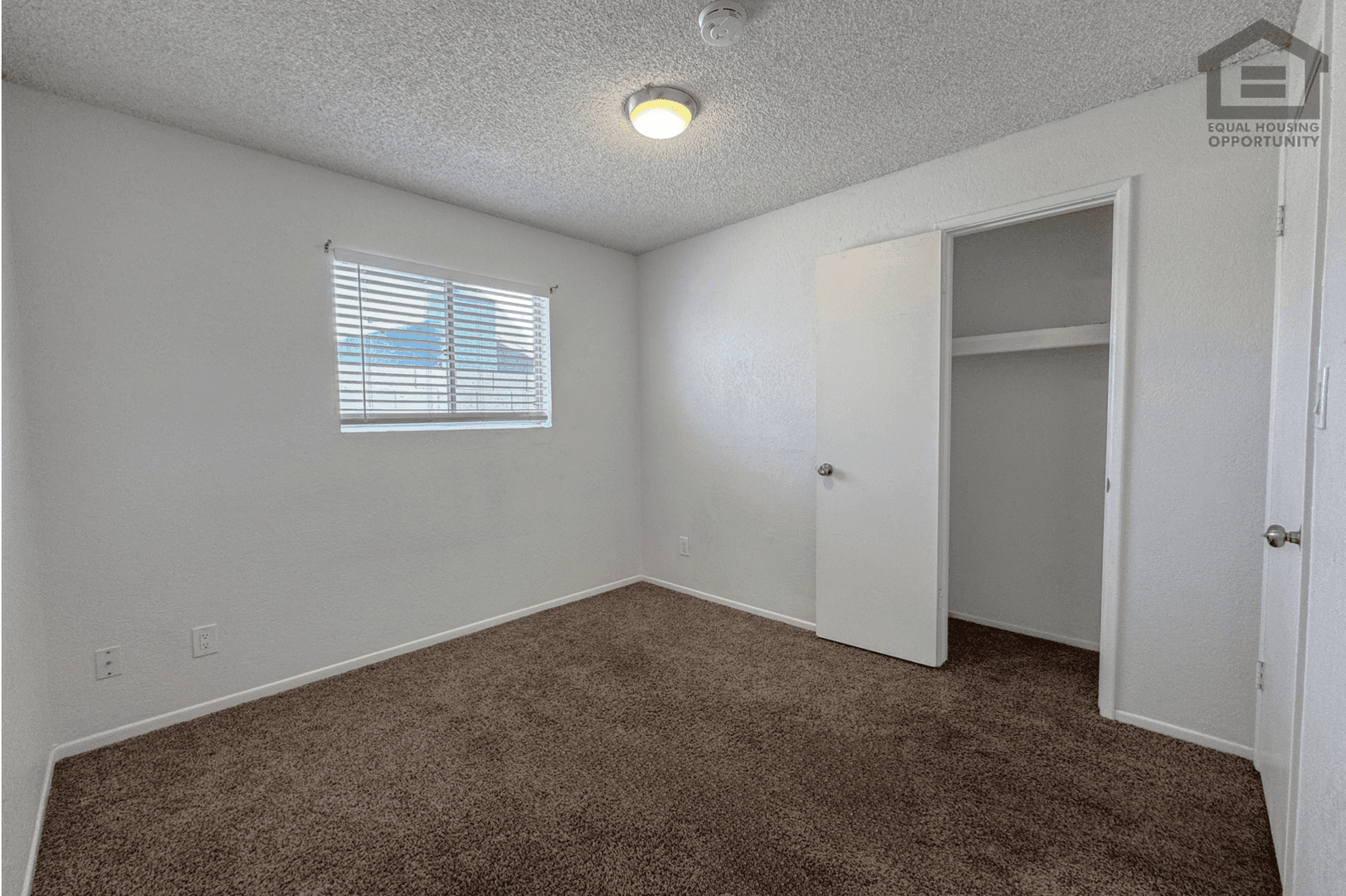 Chandler House: 936 E Flint St
