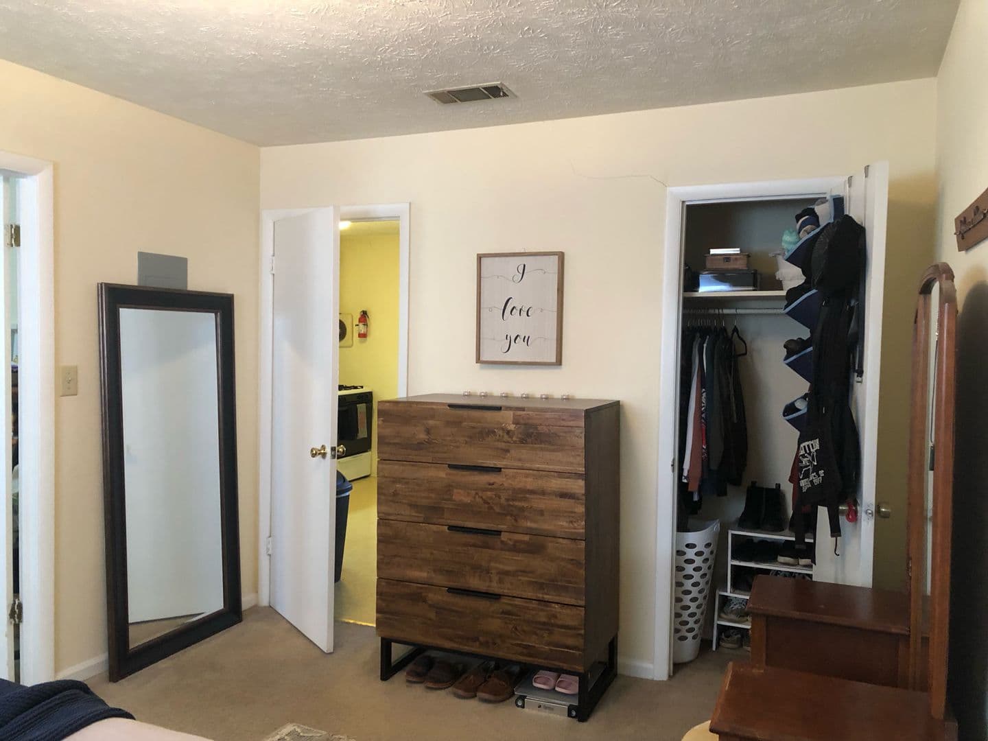 Athens Apartment: 325 S. Harris Street