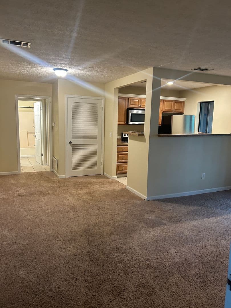 Athens Condo: 297 Peabody Street # 22