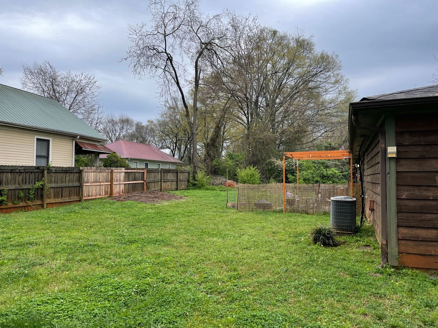 Athens House: 440 Yonah Ave.