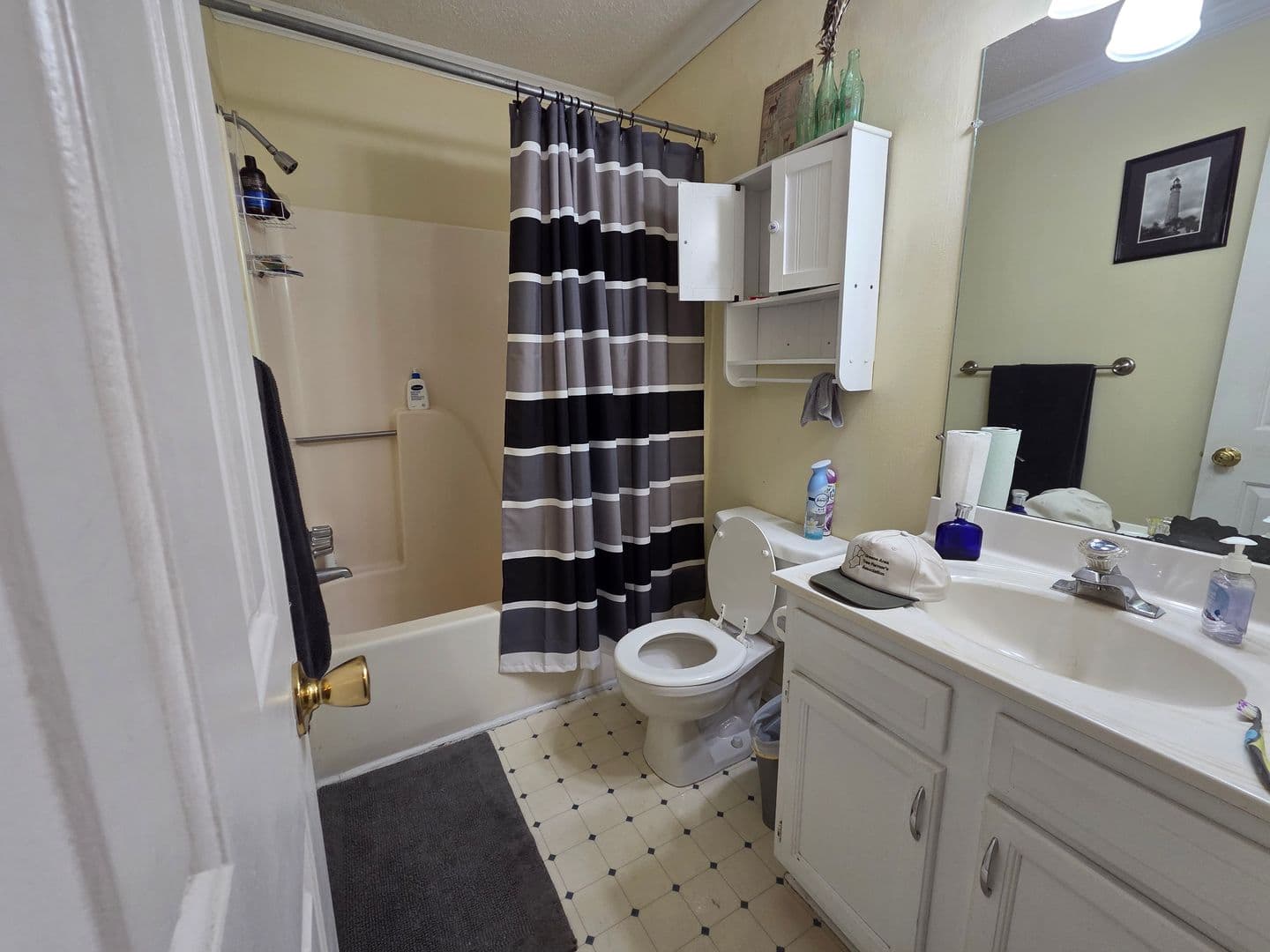 Athens Condo: 170 Northview Drive #1