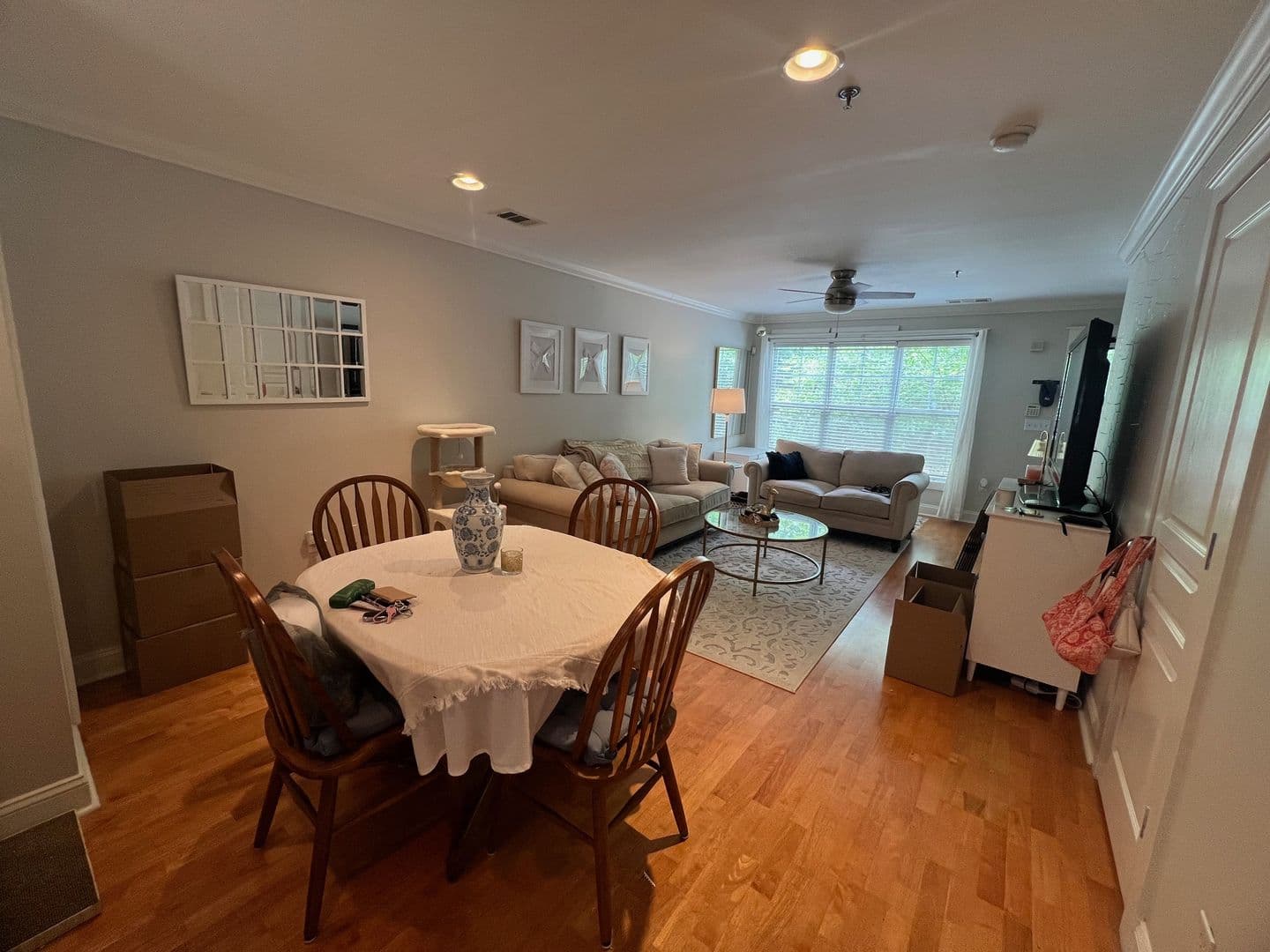 Athens Townhome: 490 Barnett Shoals #628